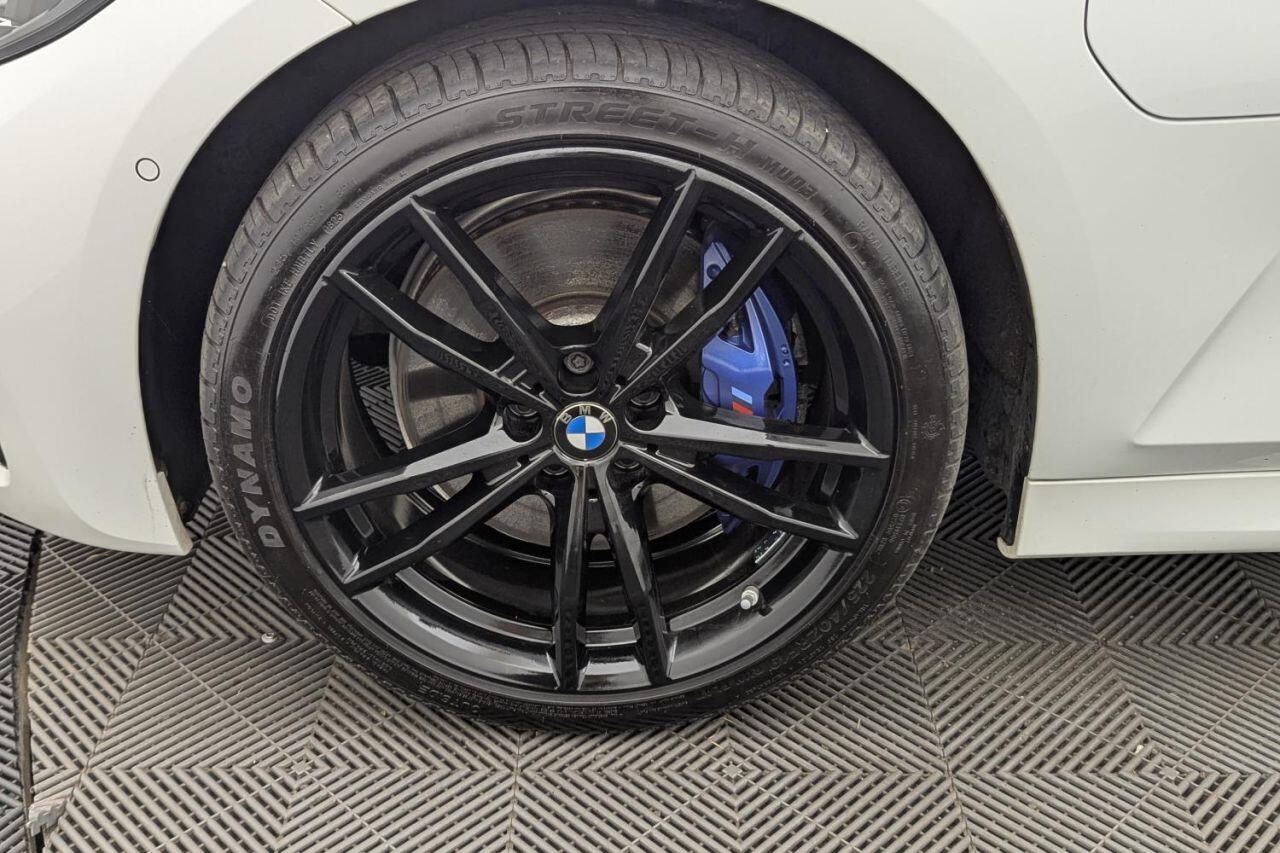 BMW 3 Series view 55