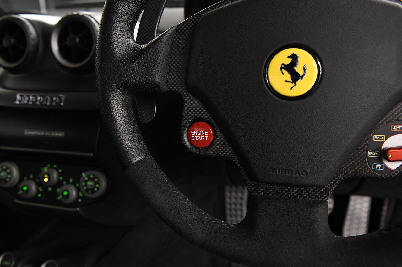 Ferrari 599 view 21