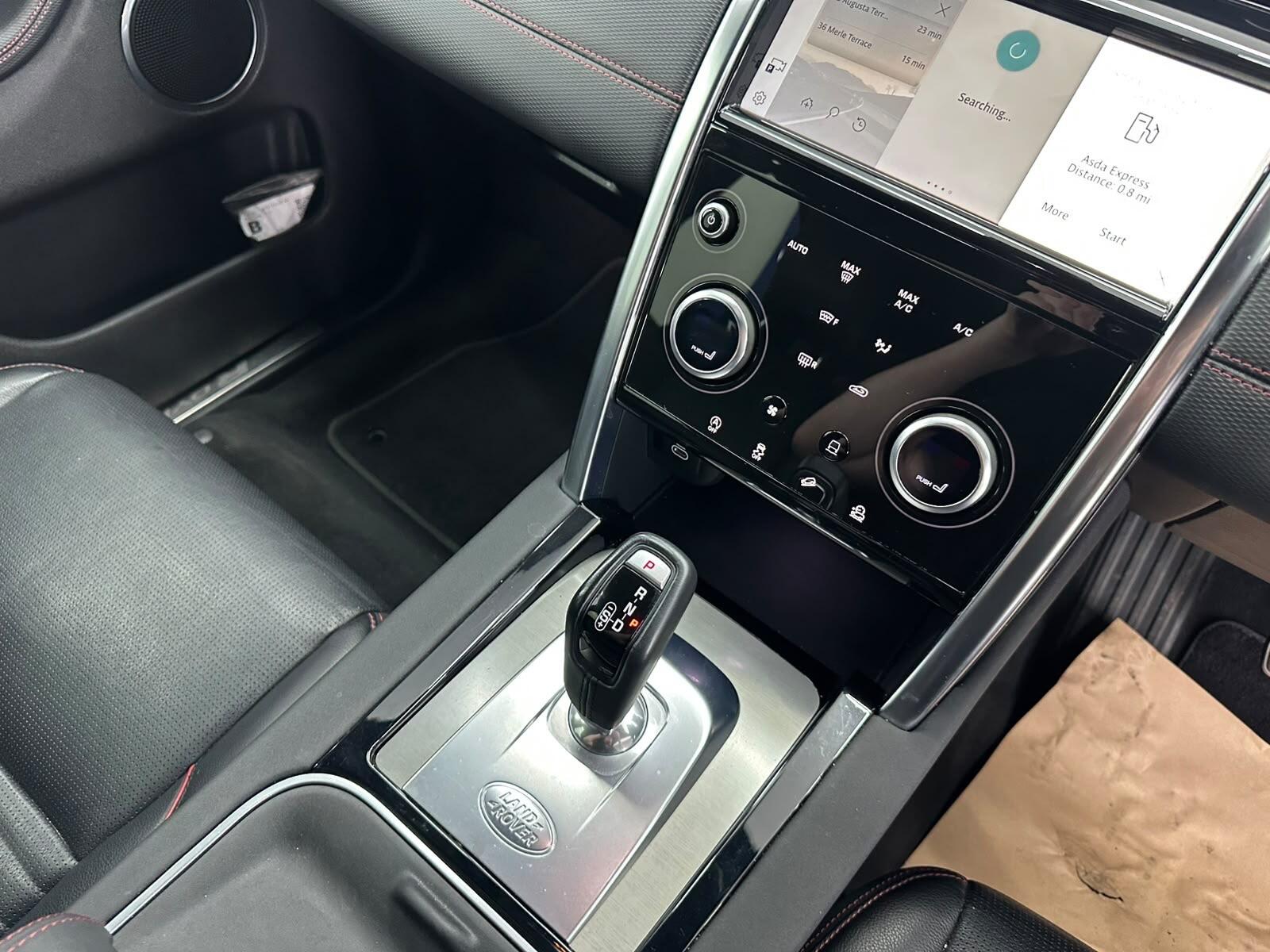 Land Rover Discovery Sport view 44