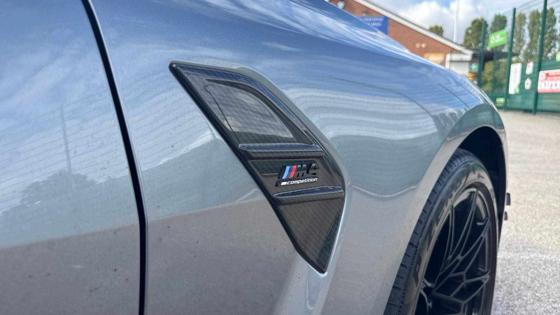 BMW M4 view 31