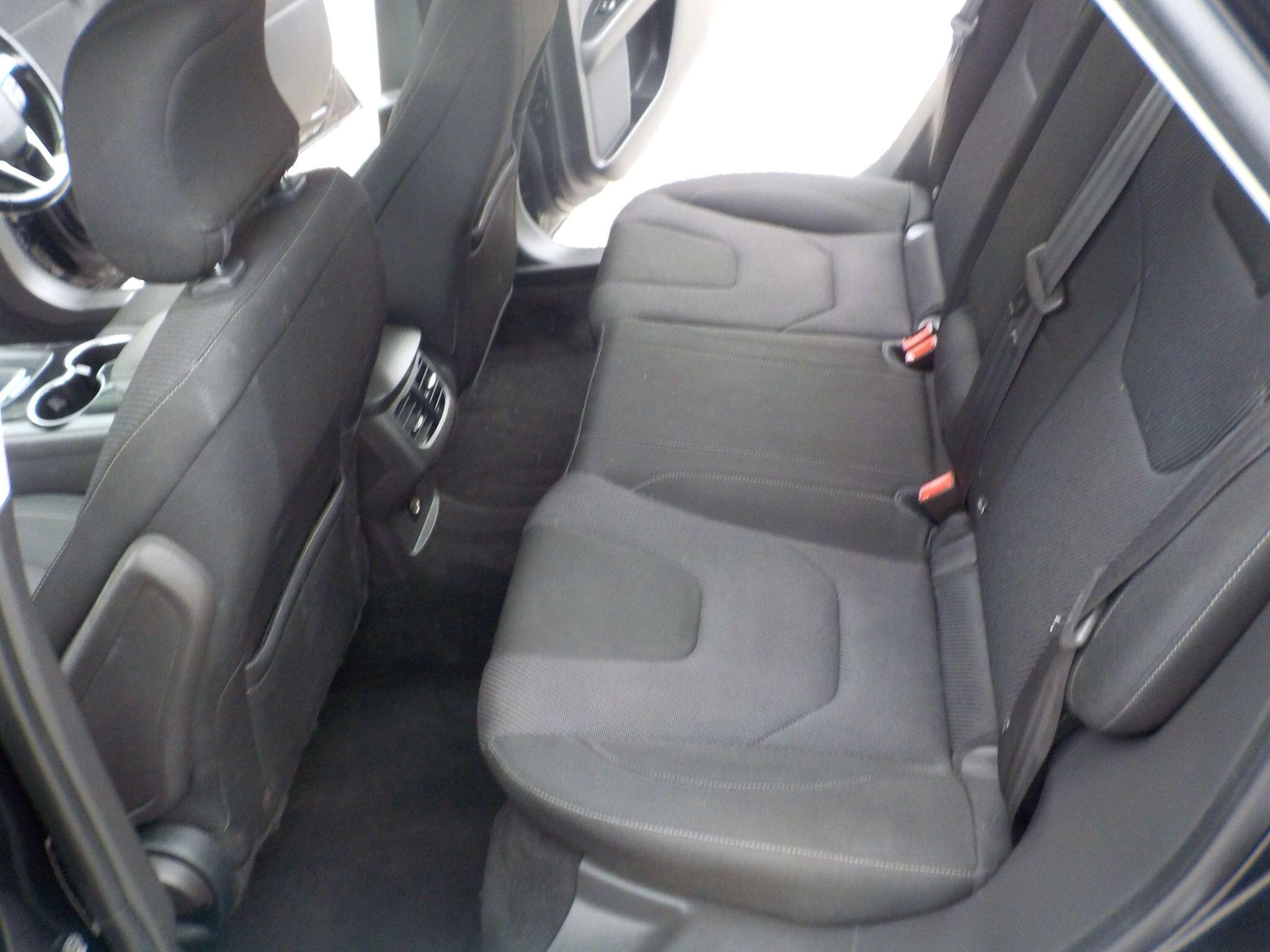 Ford Mondeo 2.0 TDCi Titanium Euro 6 (s/s) 5dr