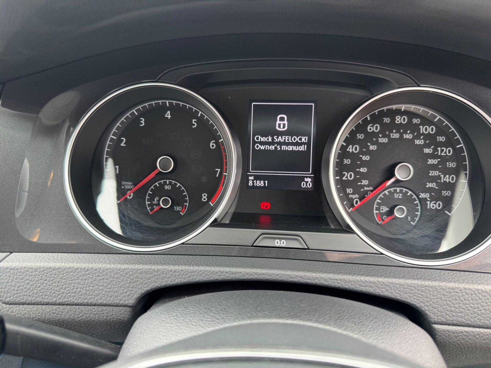 Volkswagen Golf view 50