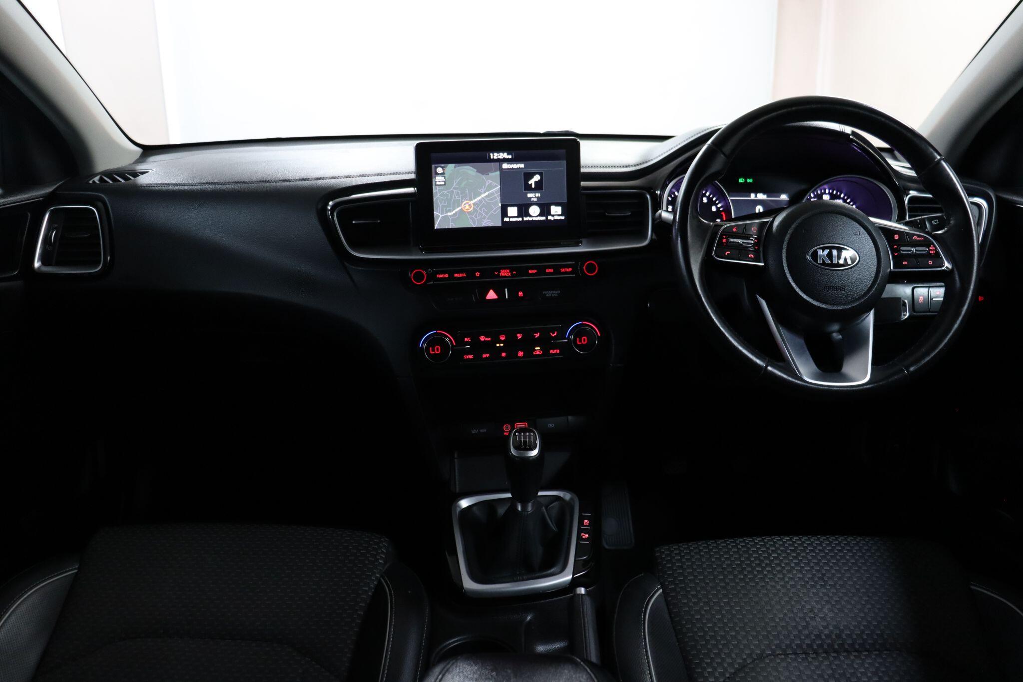 Kia Ceed view 41