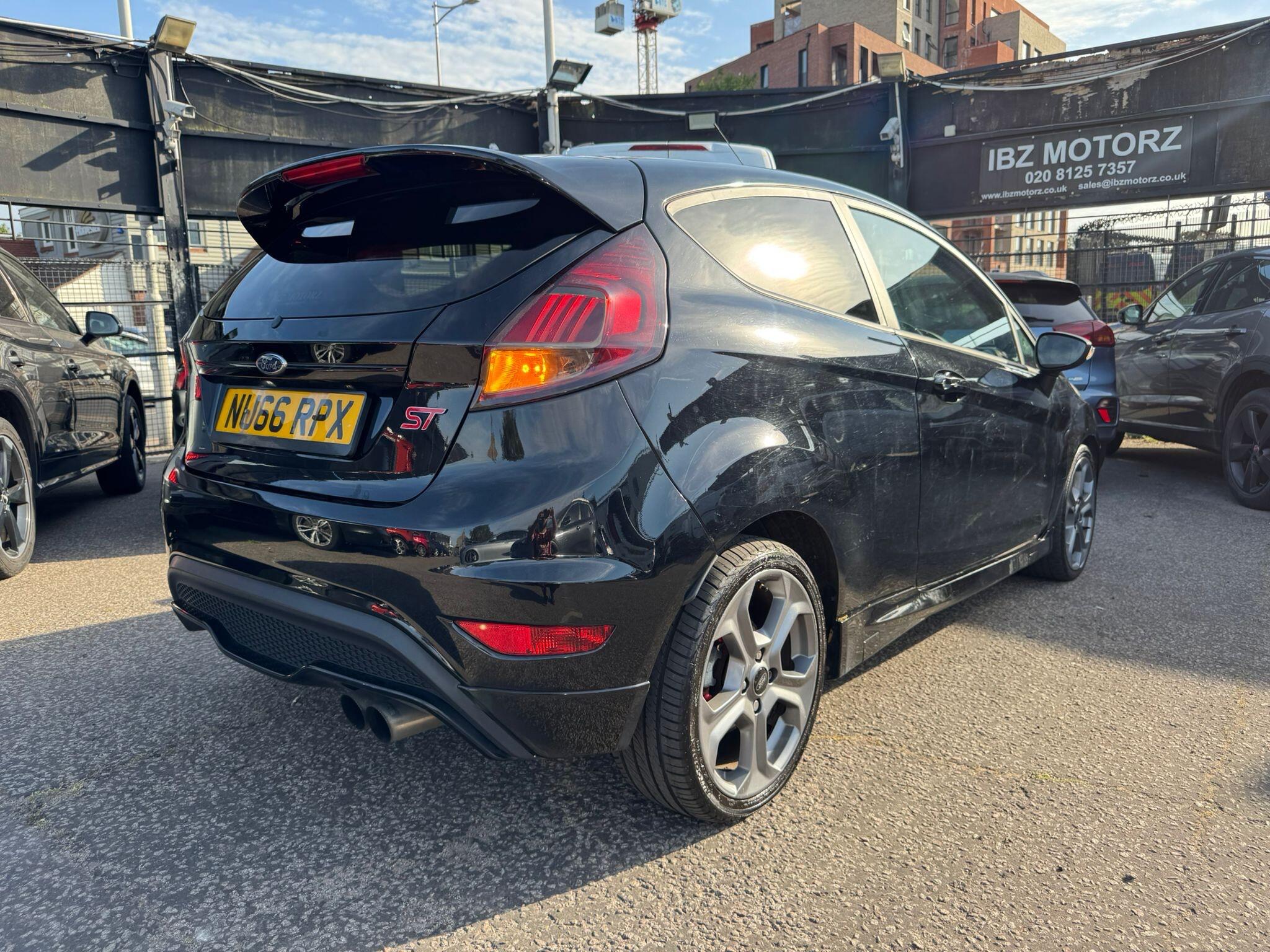 Ford Fiesta view 30