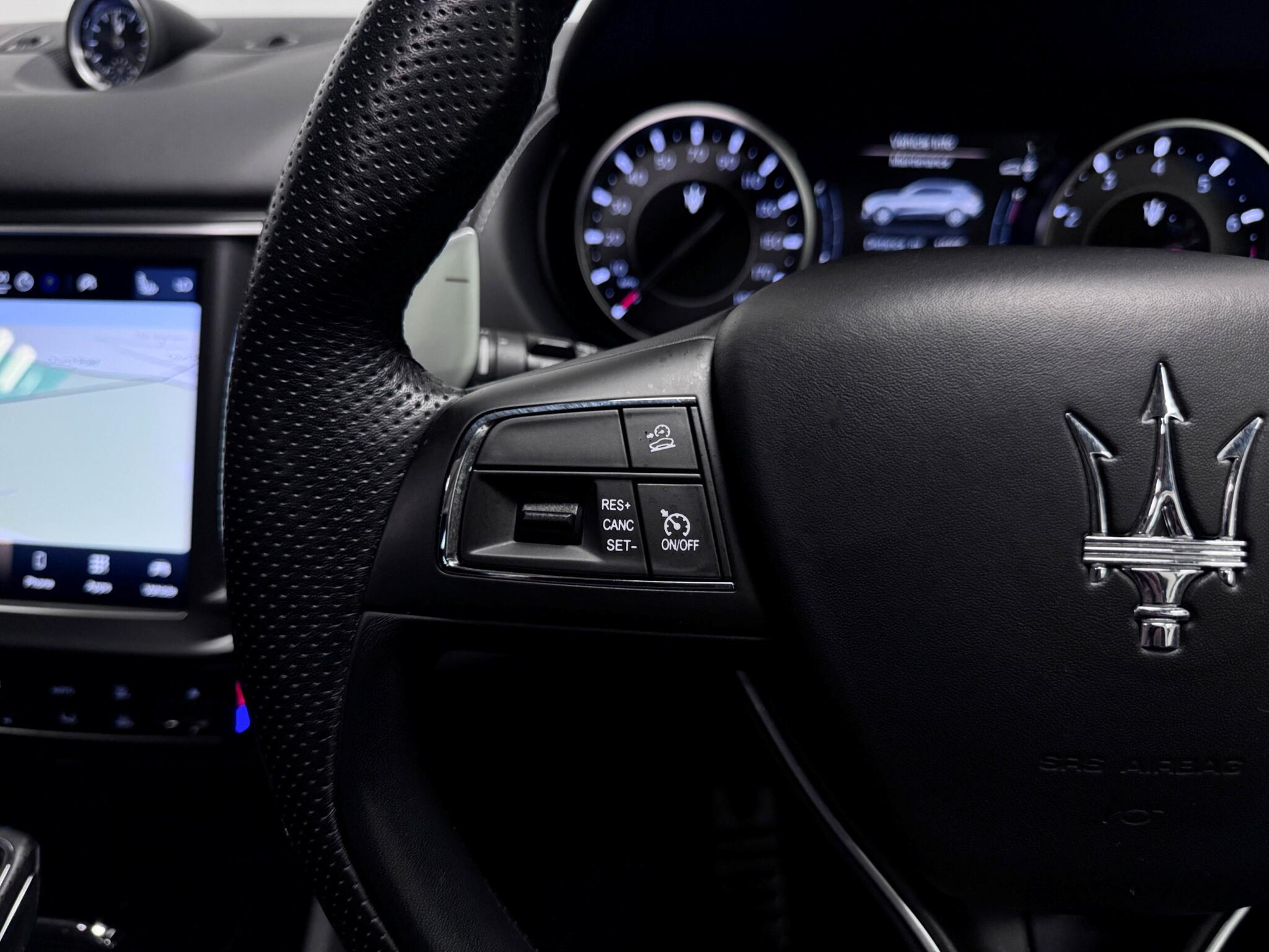 Maserati Levante view 12