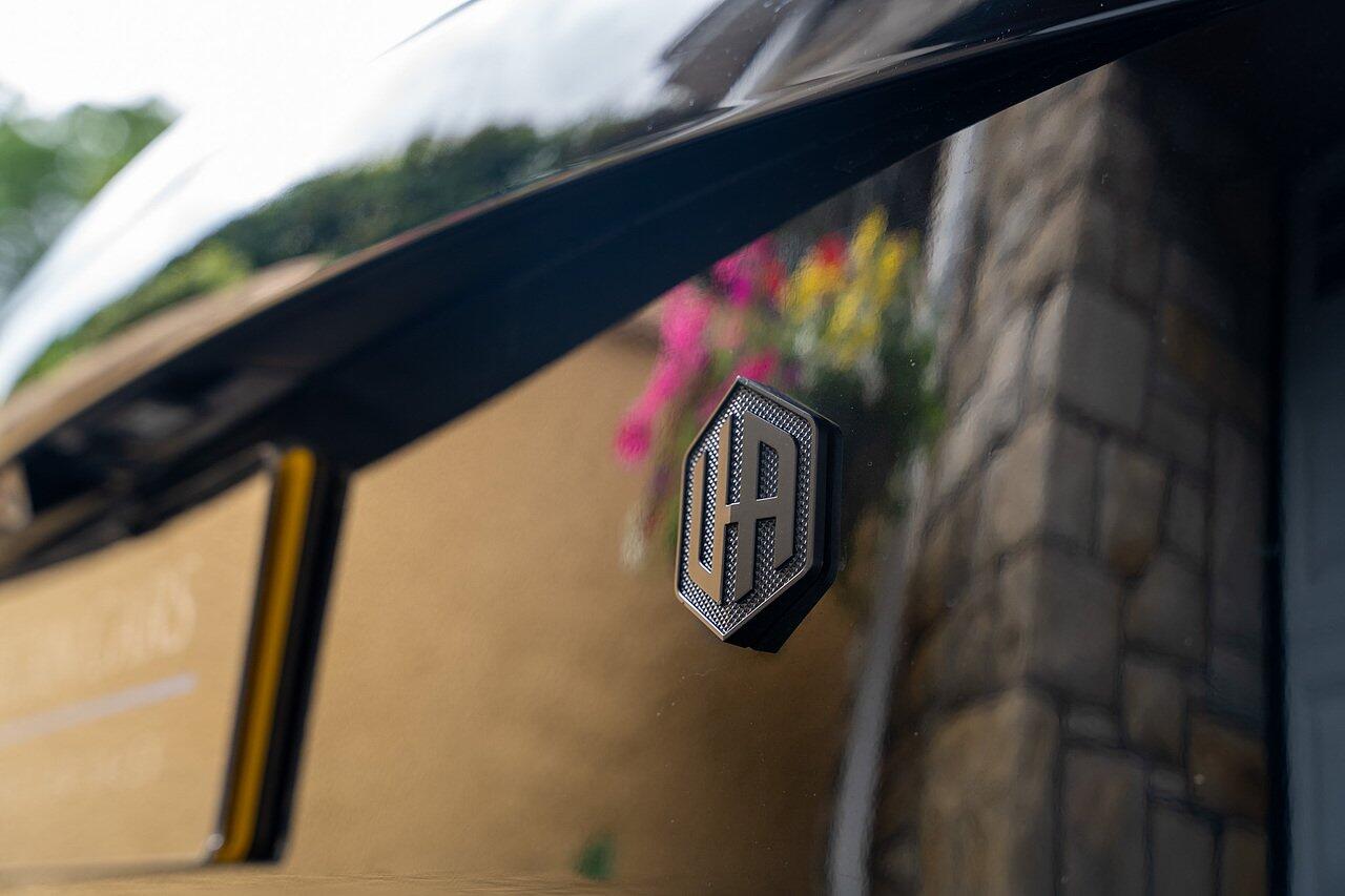 Land Rover Range Rover view 23