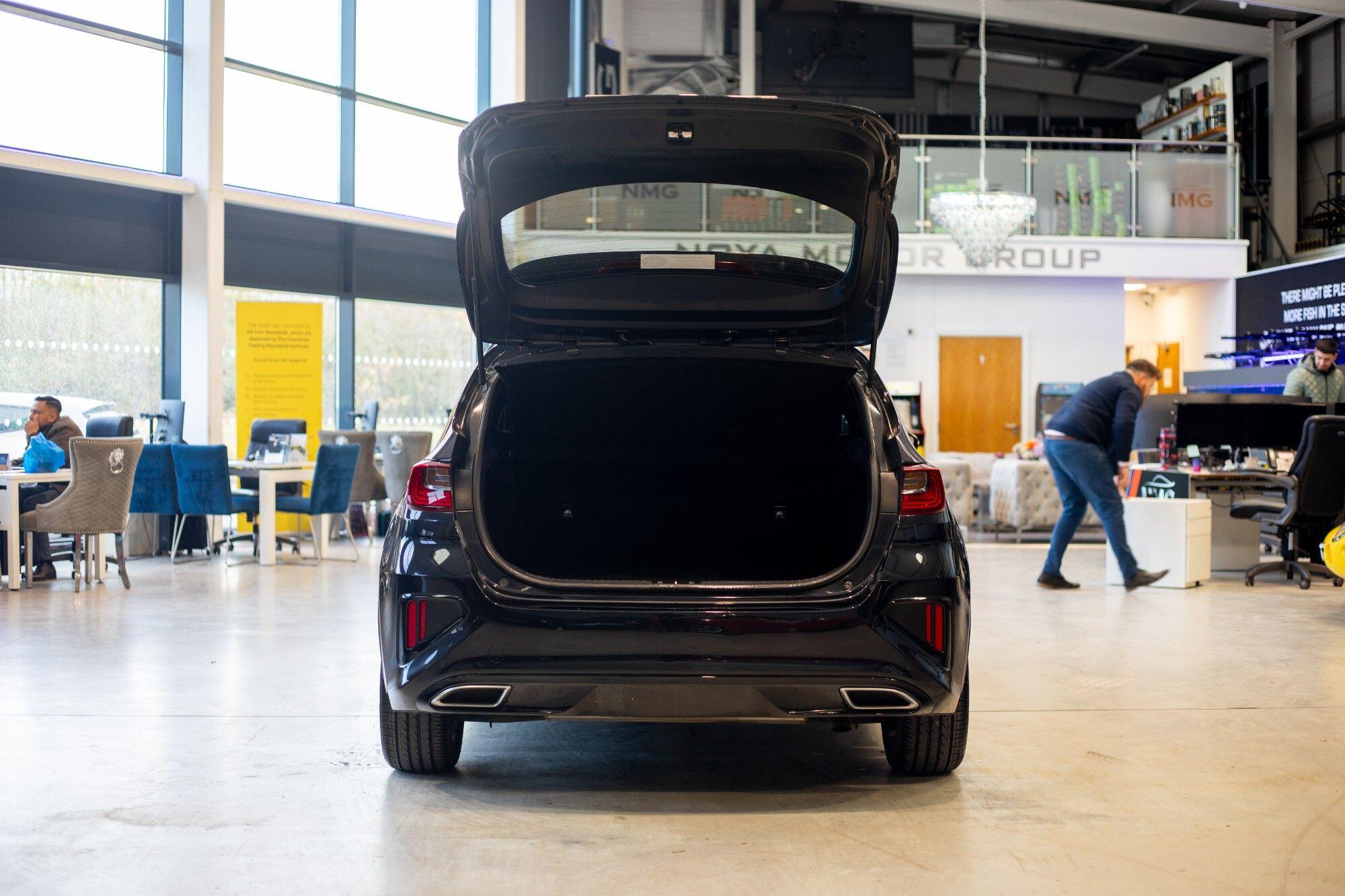 Kia Ceed view 36