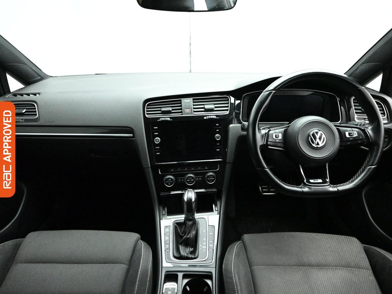 Volkswagen Golf view 2