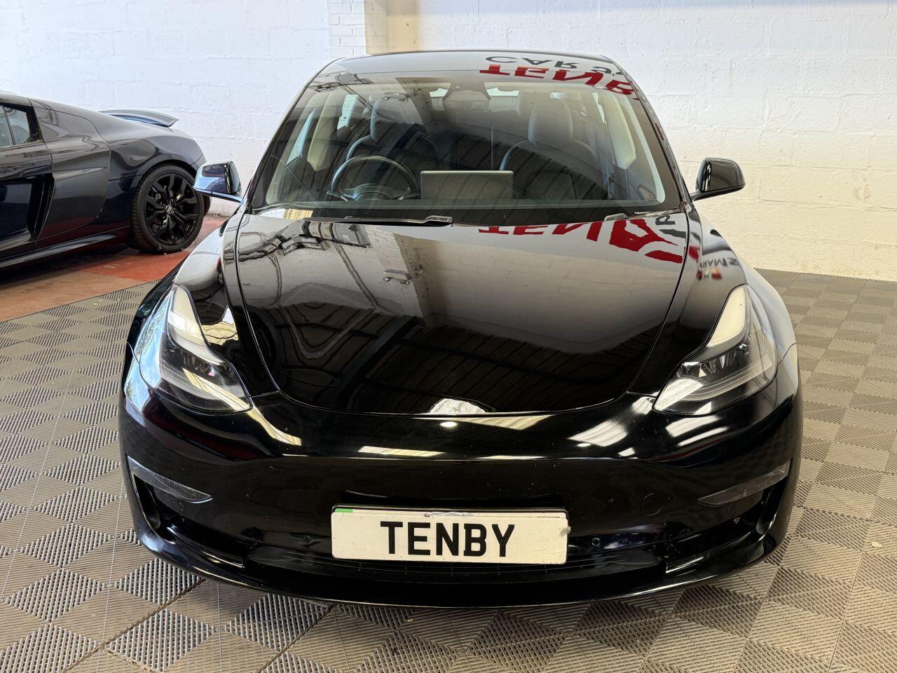 Tesla Model 3 view 3