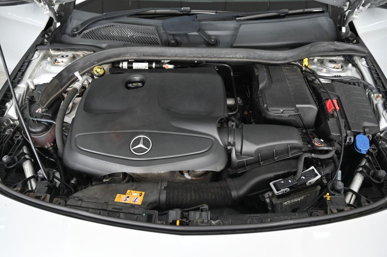 Mercedes-Benz Cla view 42