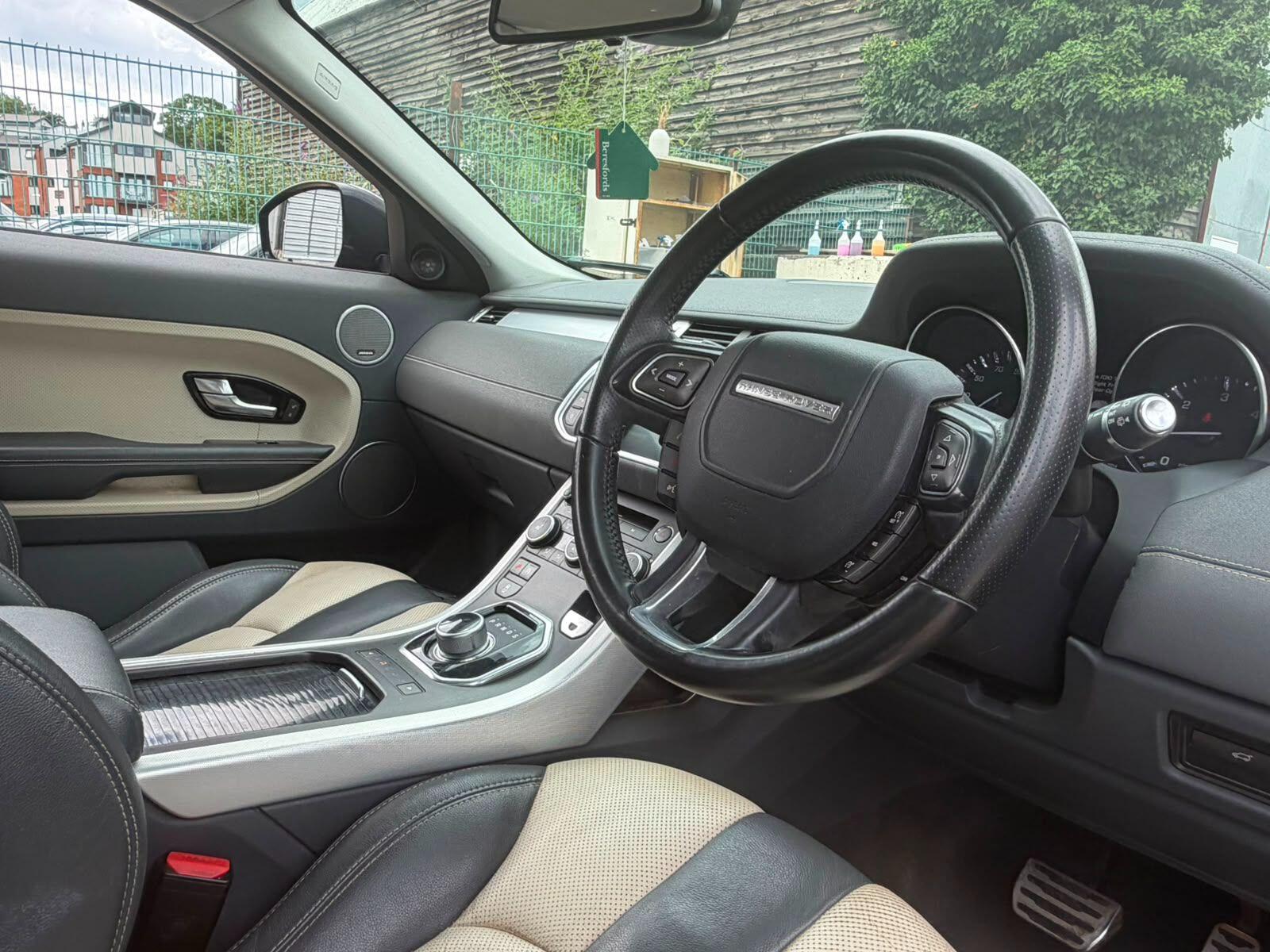 Land Rover Range Rover Evoque view 9