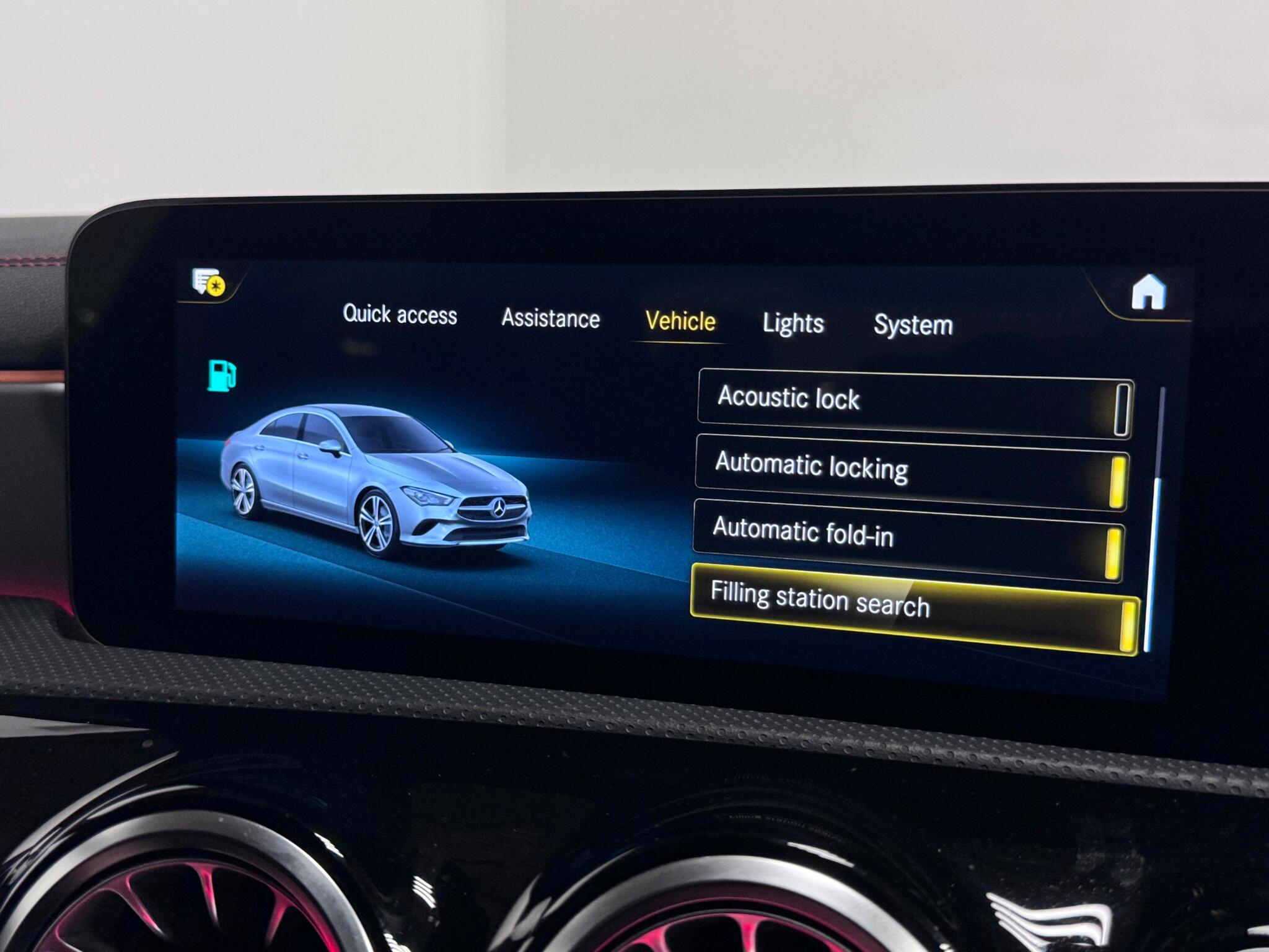 Mercedes-Benz Cla view 51