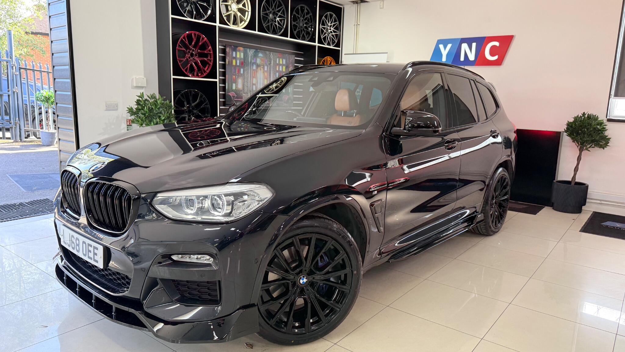 BMW X3 view 24