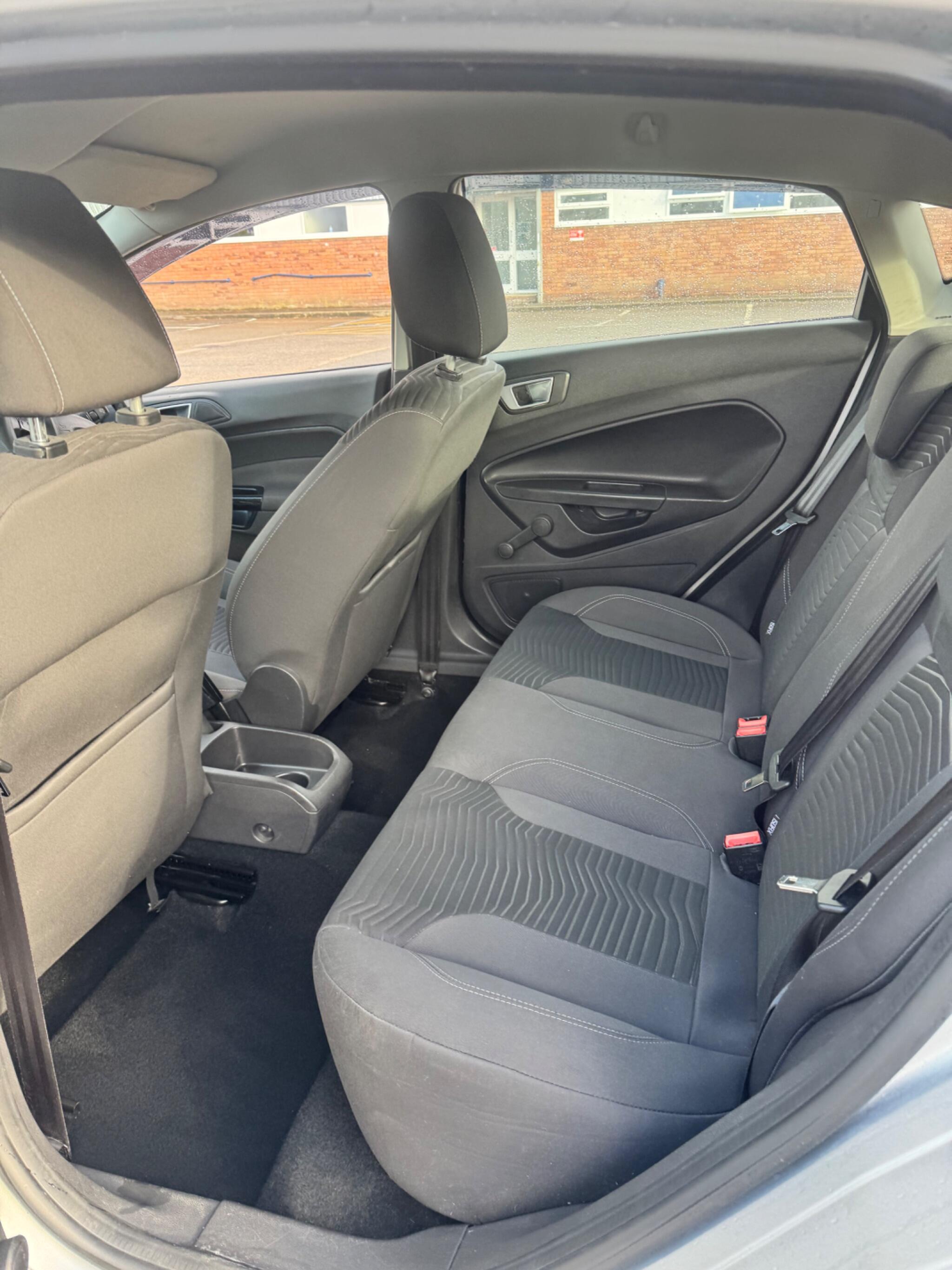 Ford Fiesta view 29