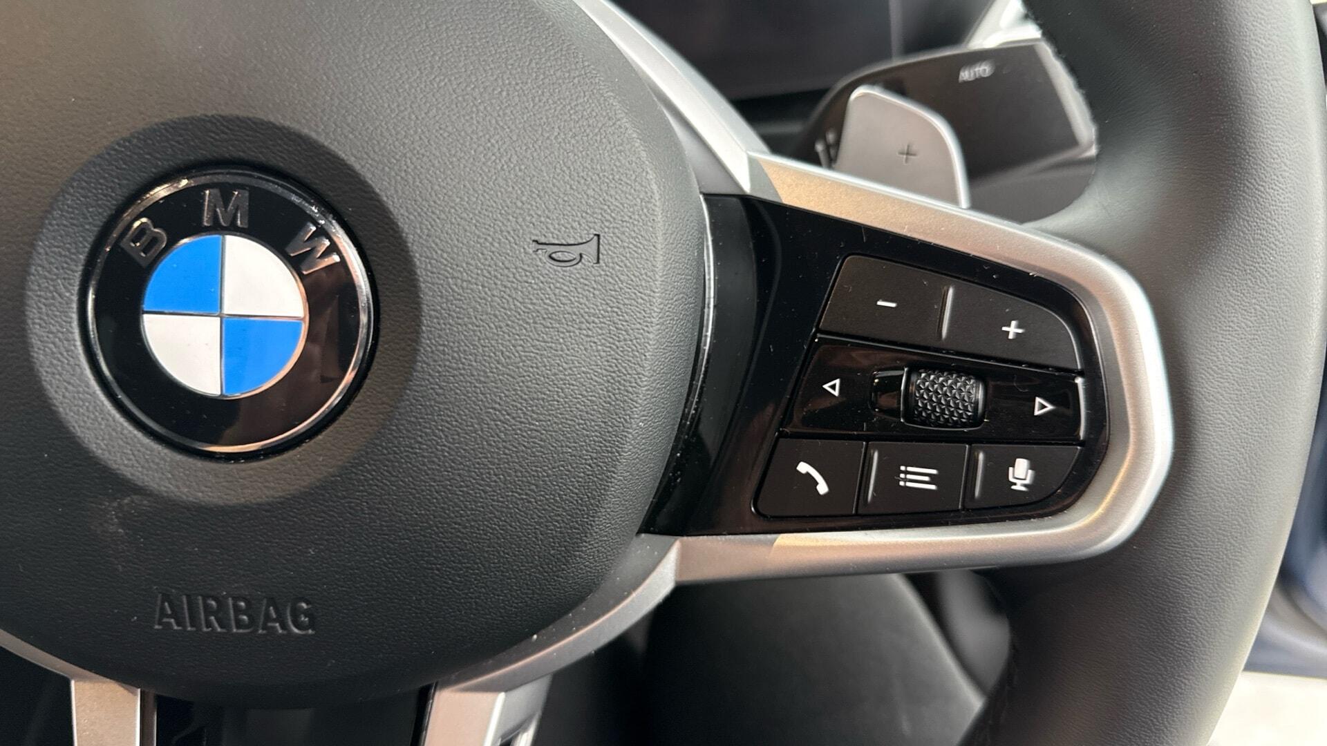 BMW 3 Series view 19