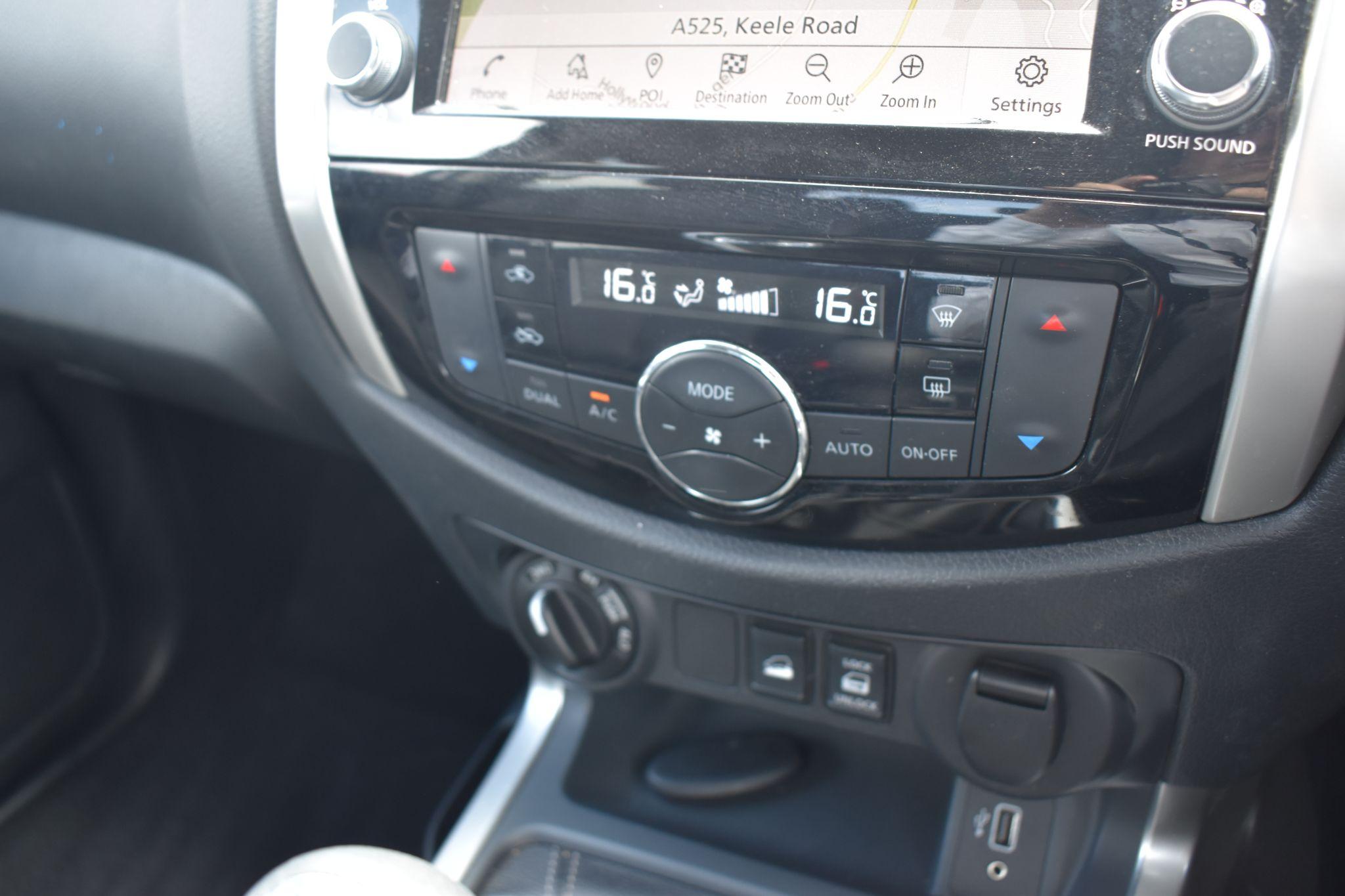 Navara - 2.3 dCi Tekna 4WD Euro 6 (s/s) 4dr - Image 26