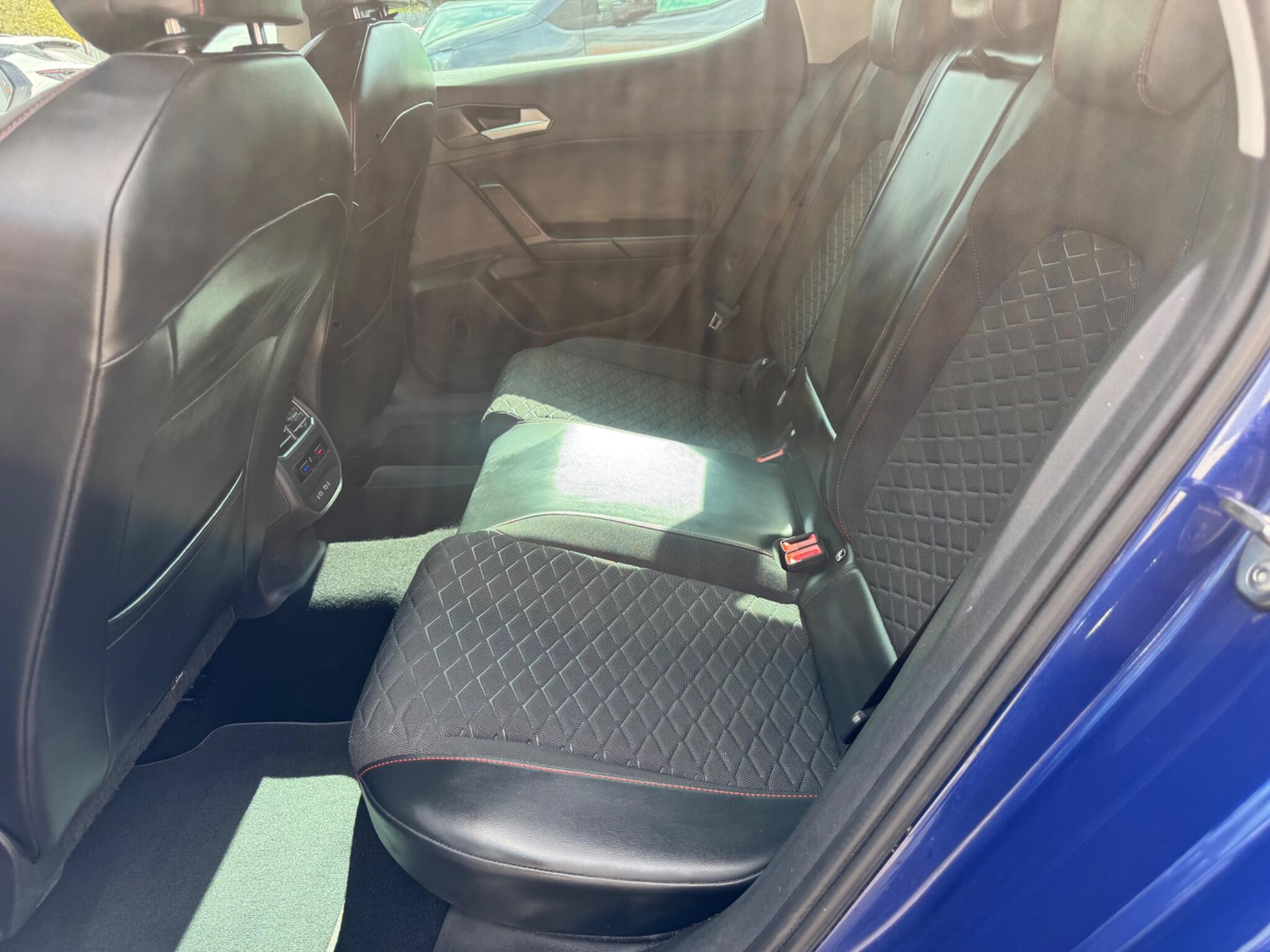 Seat Leon Leon view 11