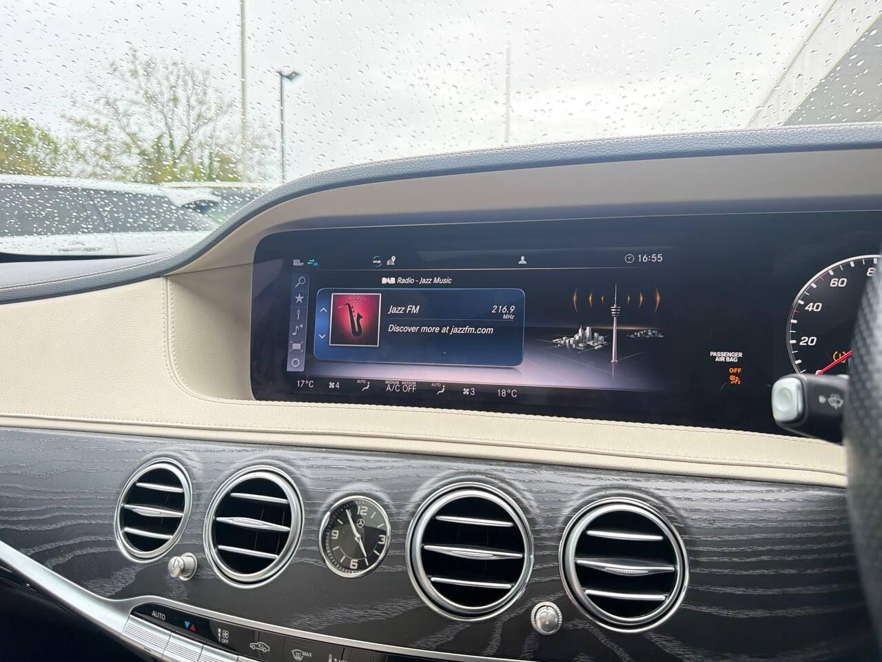 Mercedes-Benz S-Class view 53