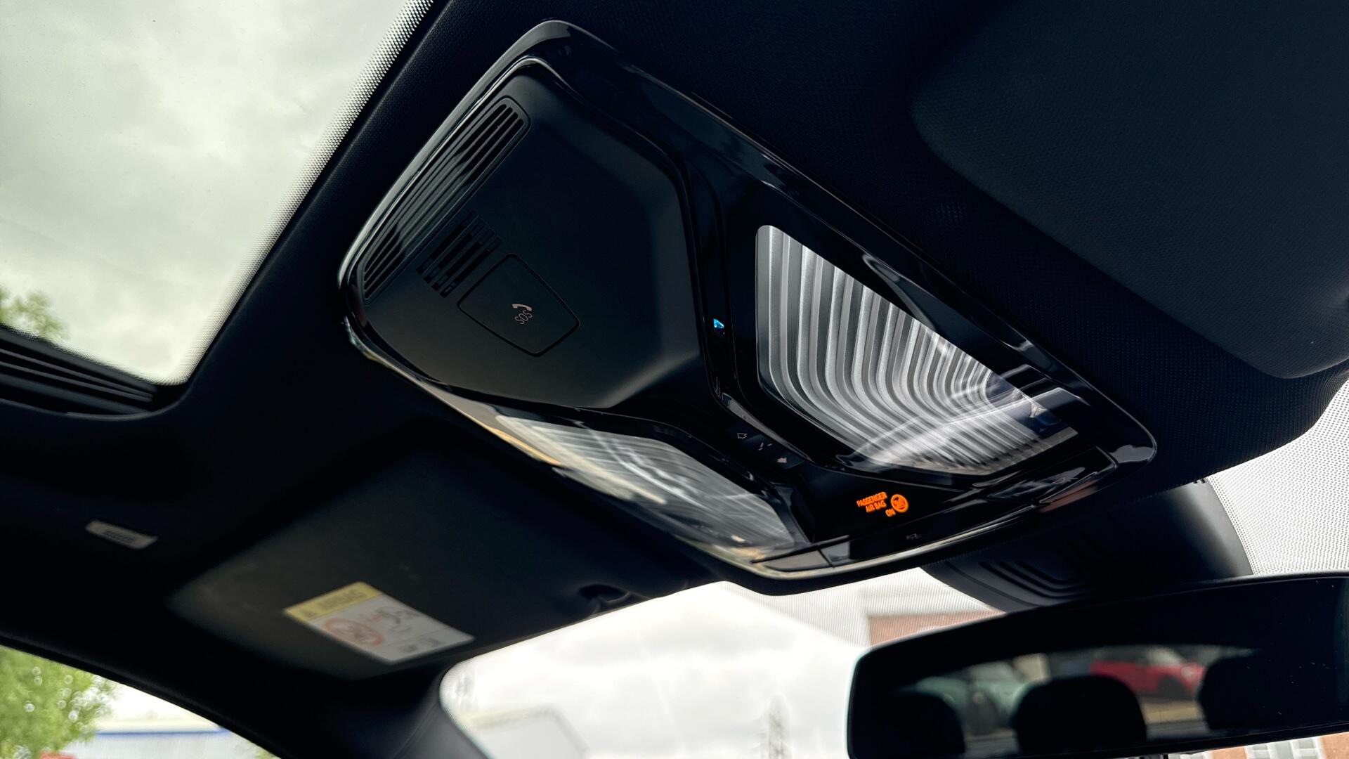 BMW i4 view 49