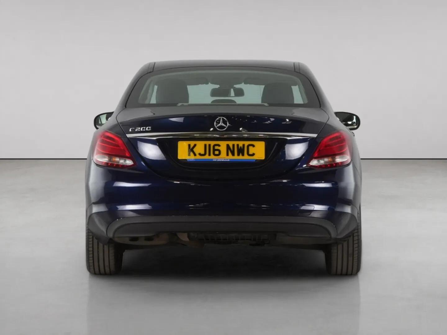 Mercedes-Benz C-Class view 7