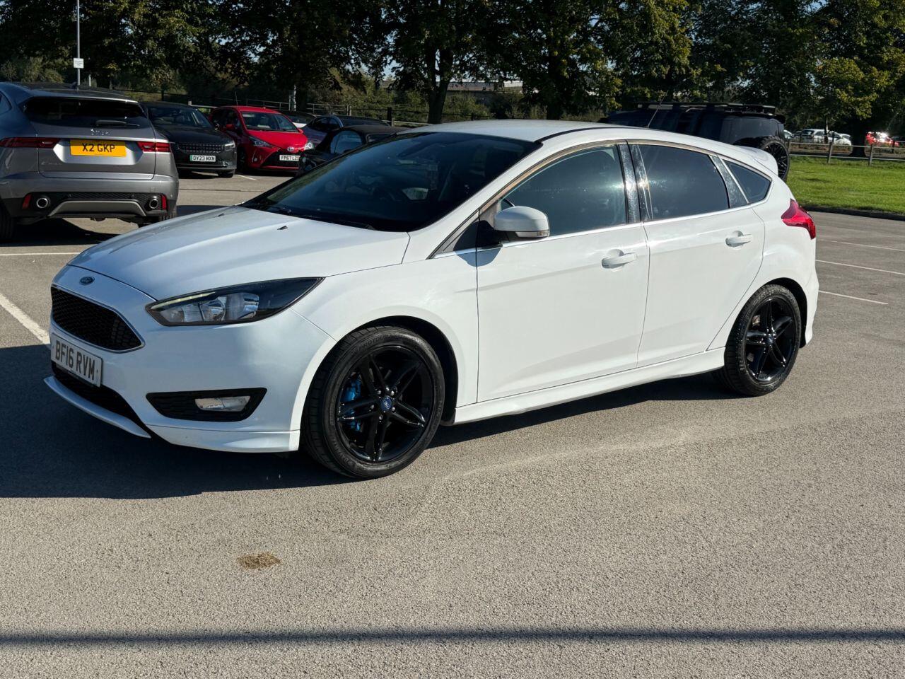 Ford Focus view 43