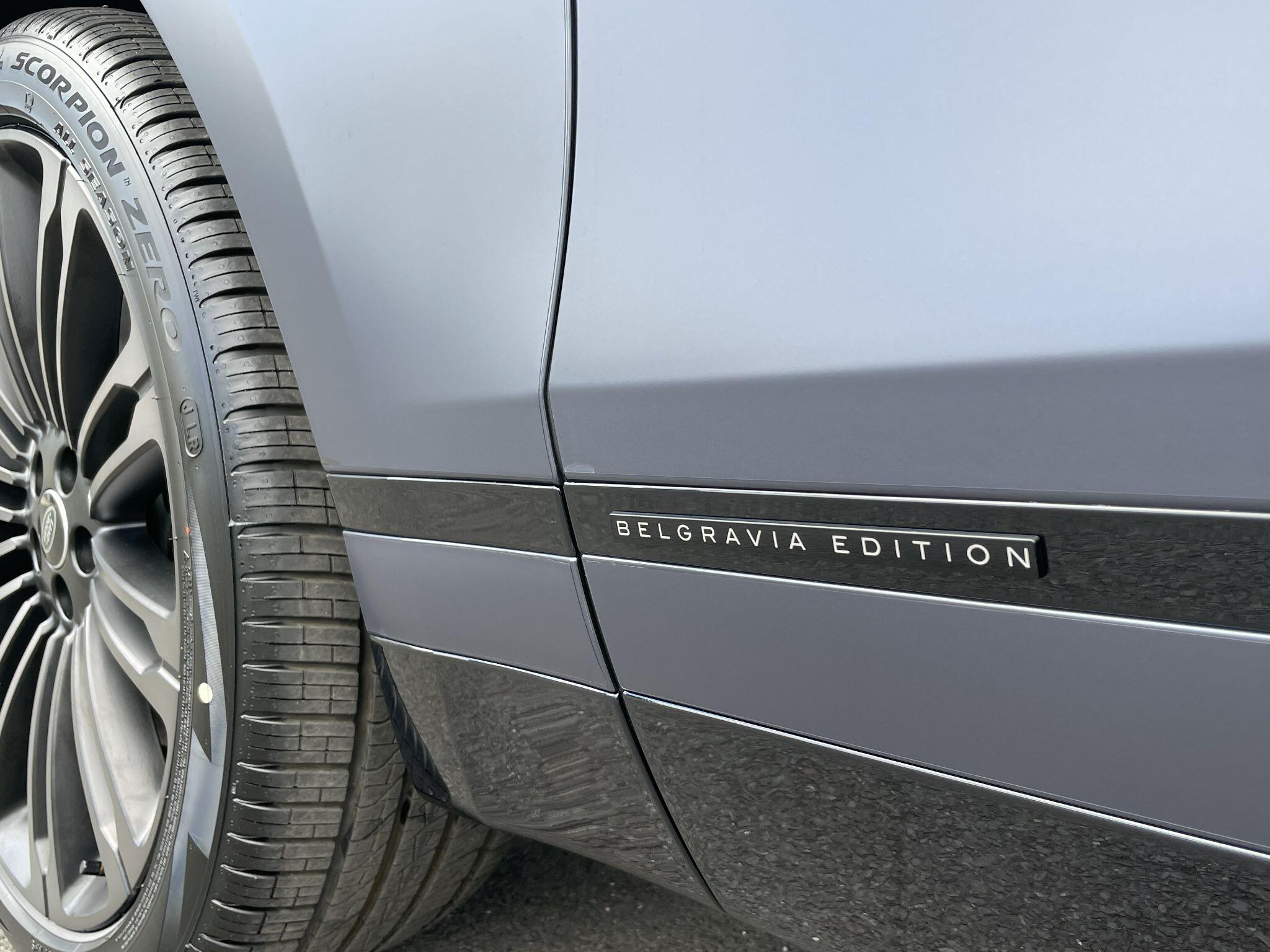 Land Rover Range Rover Velar view 34