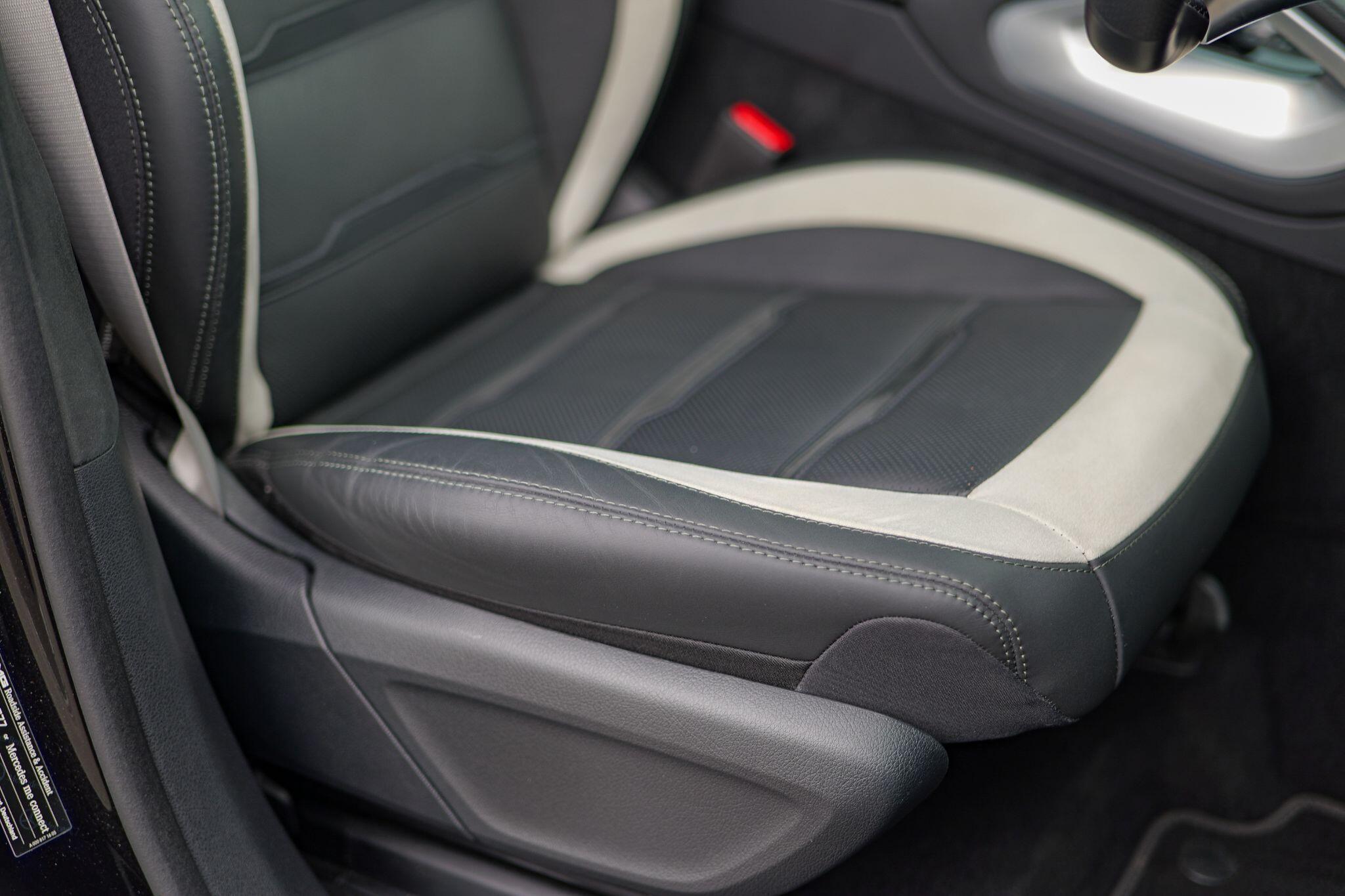 Mercedes-Benz Mercedes-Benz GLE view 22