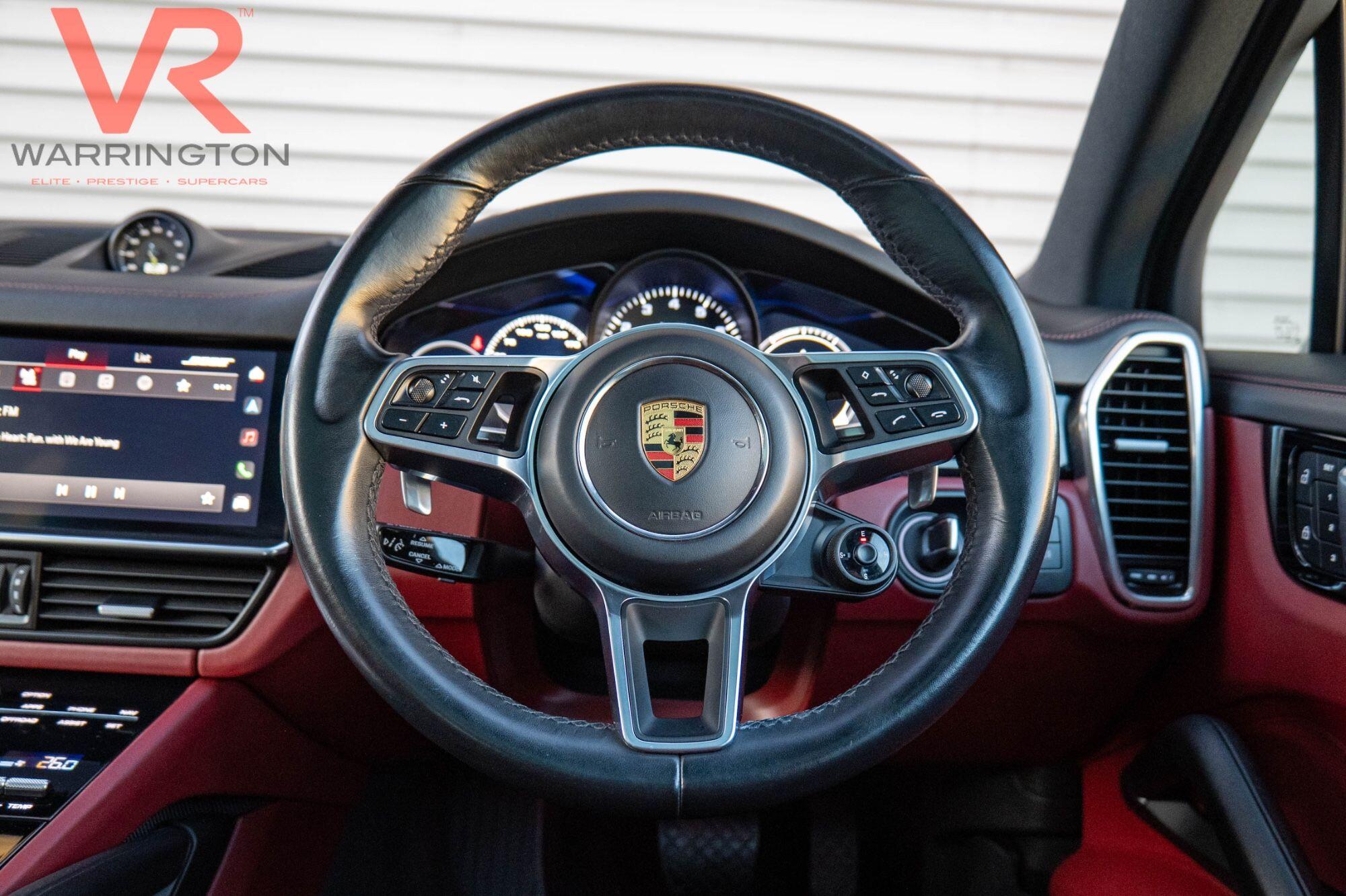 Porsche Cayenne view 10