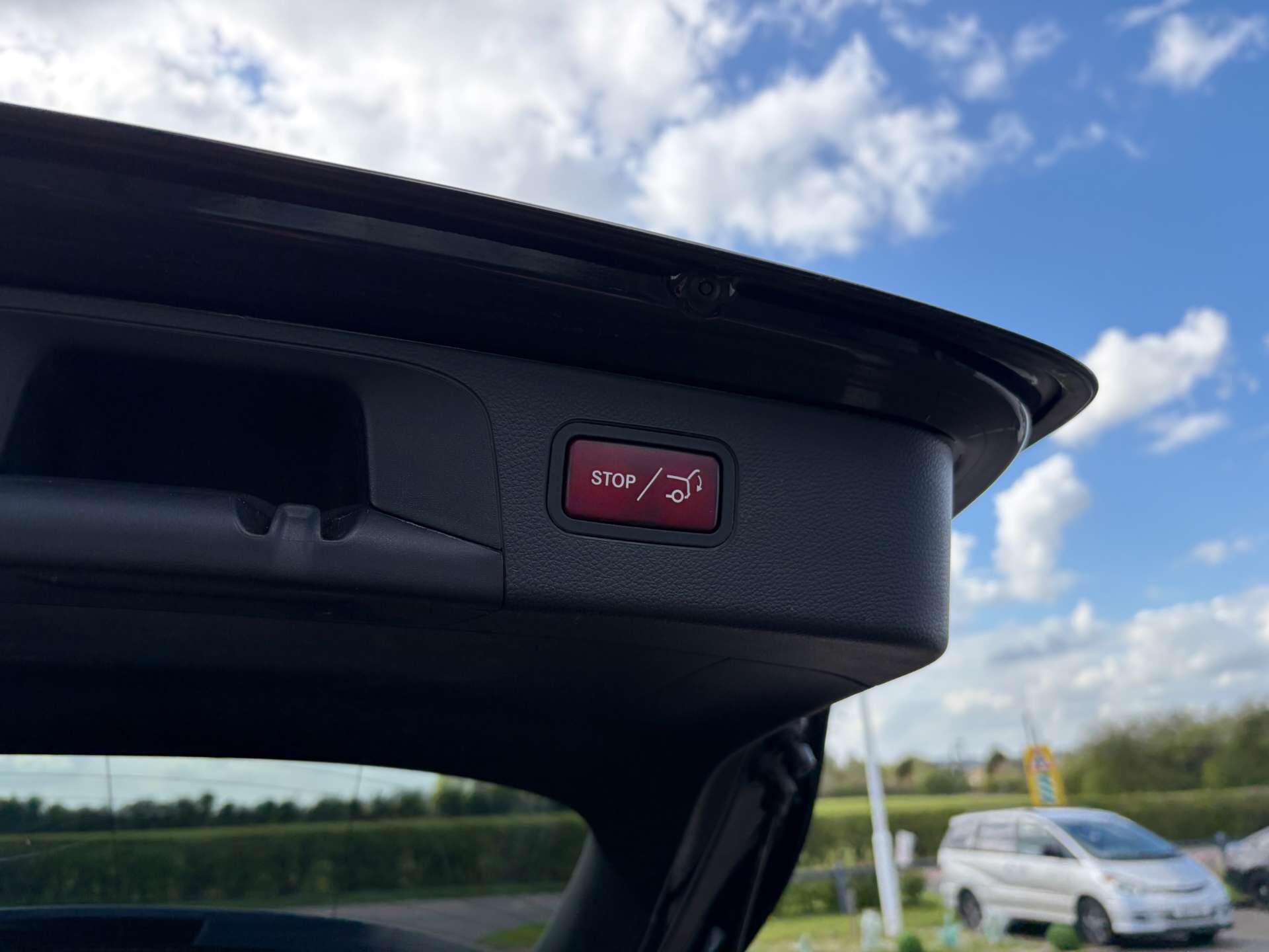 Mercedes-Benz GLC view 29