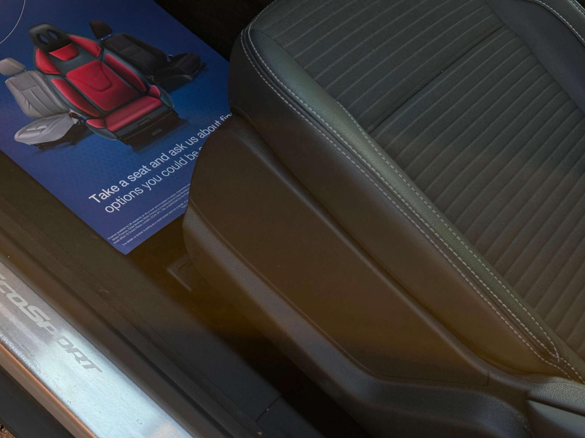 Ford Ecosport view 44