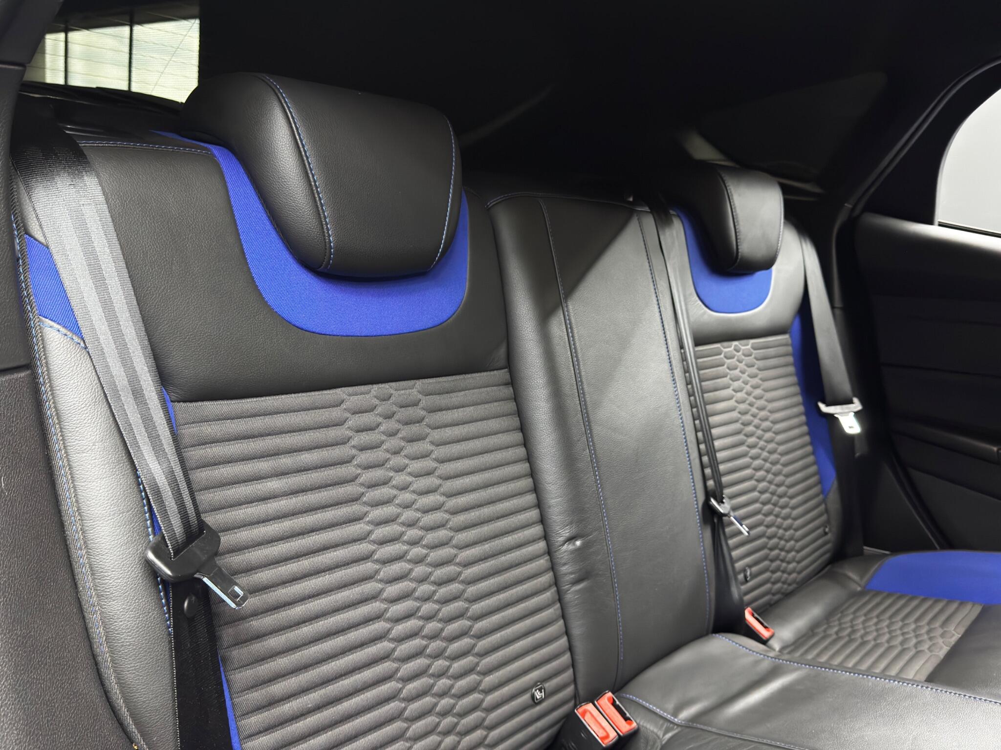 Ford Focus view 15