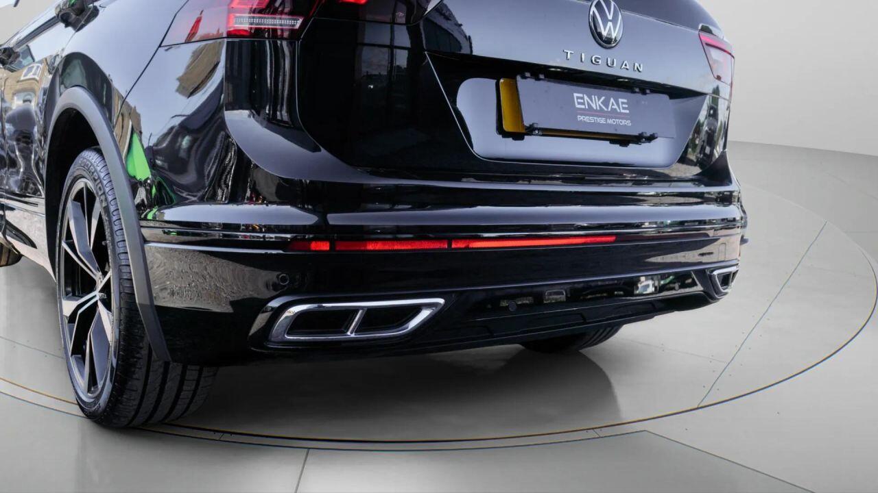 Volkswagen Tiguan view 13