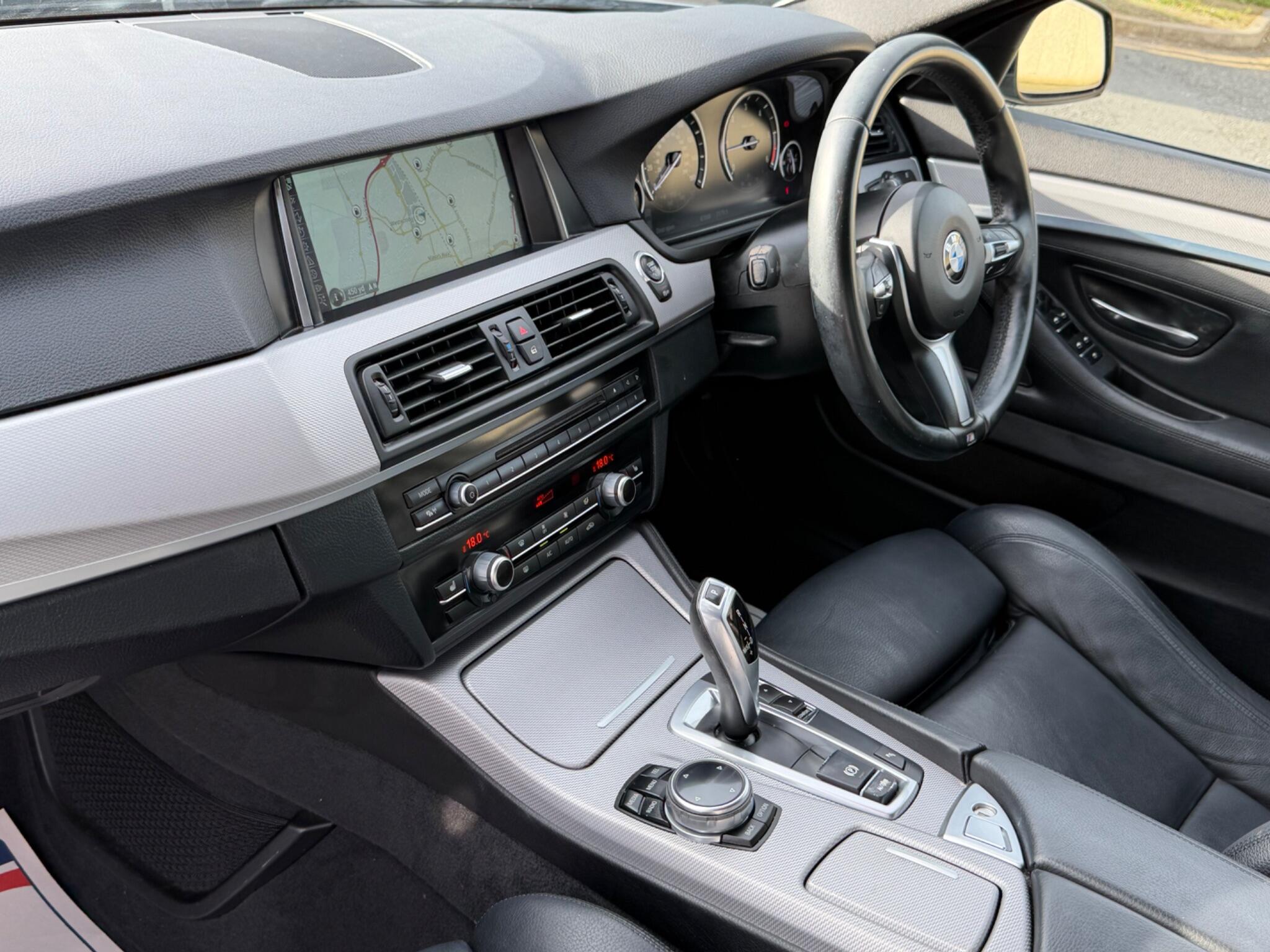 BMW 5 Series view 14