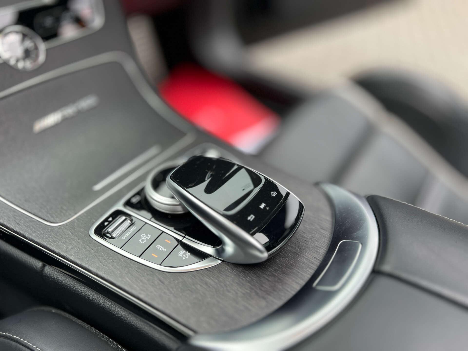 Mercedes-Benz C Class view 33