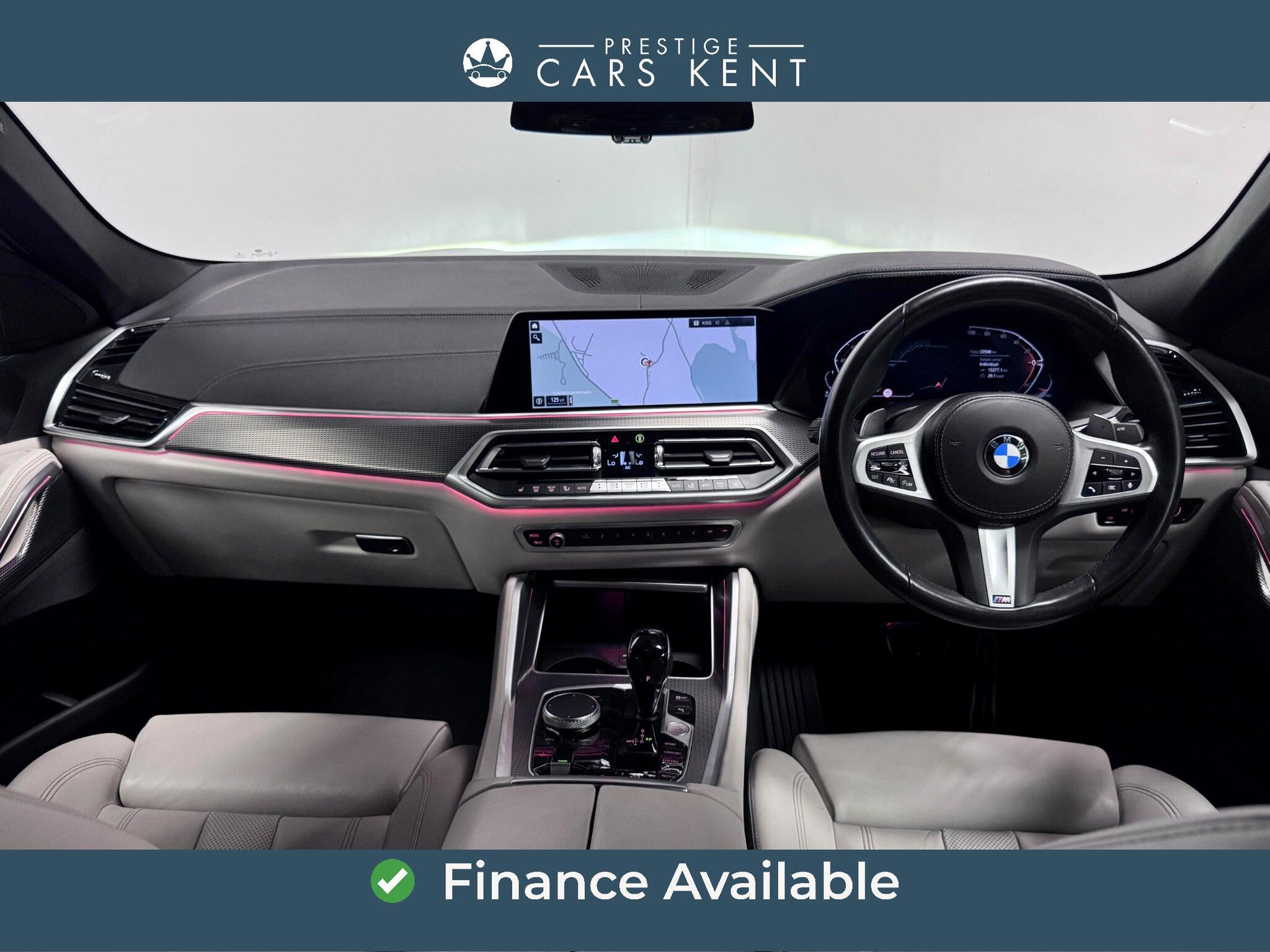 BMW X6 view 2