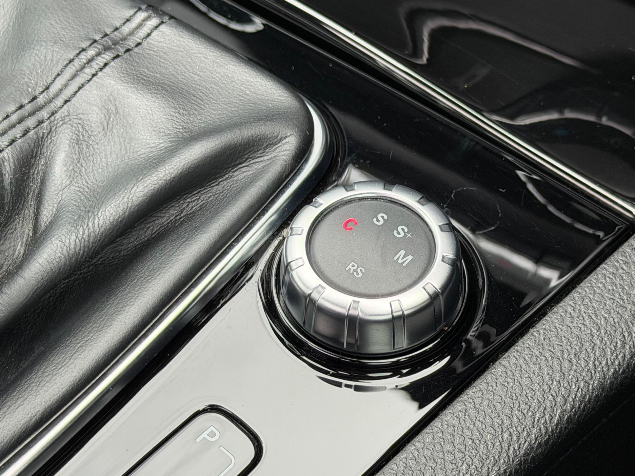 Mercedes-Benz C-Class view 43