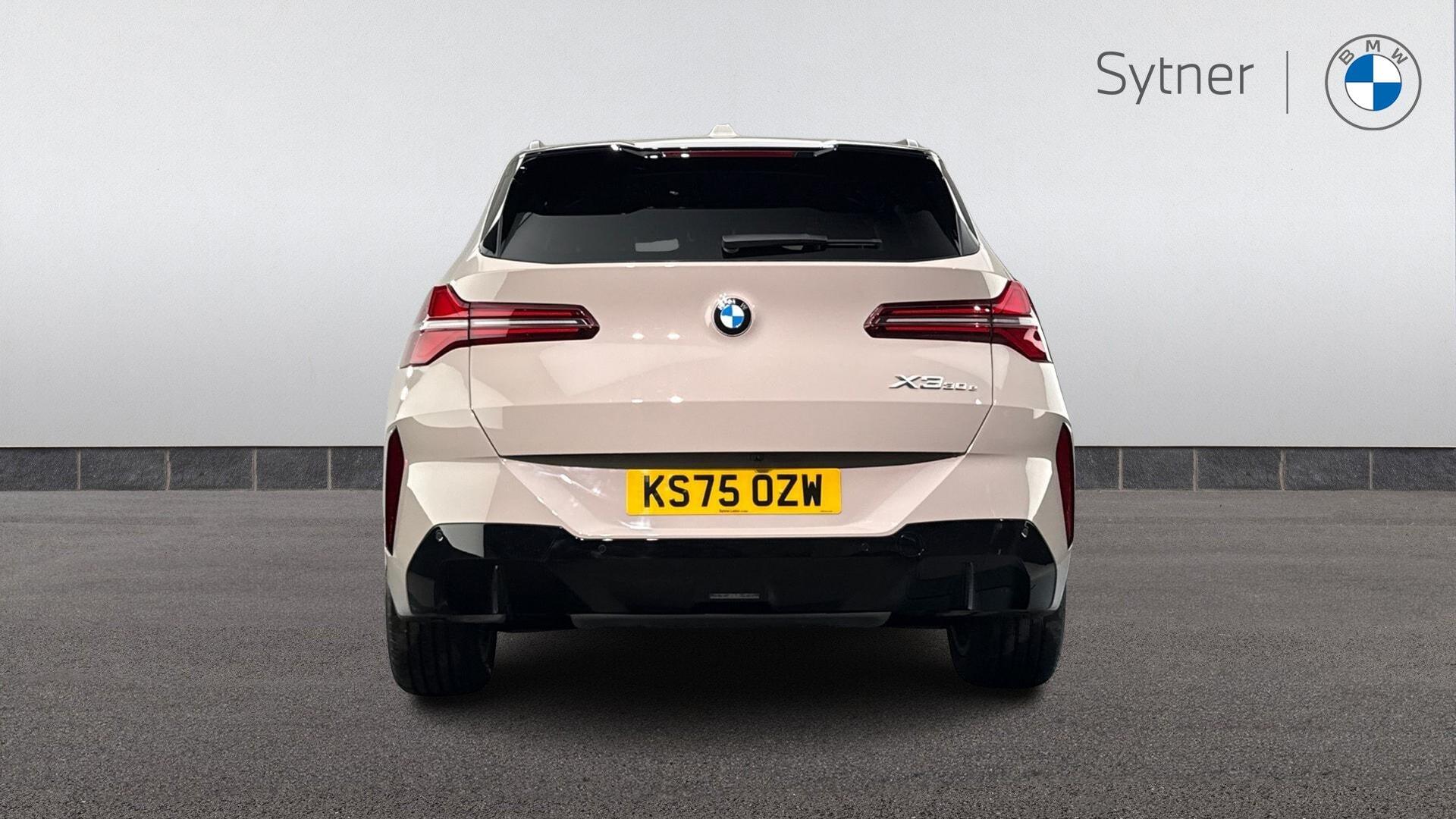 BMW X3 view 15