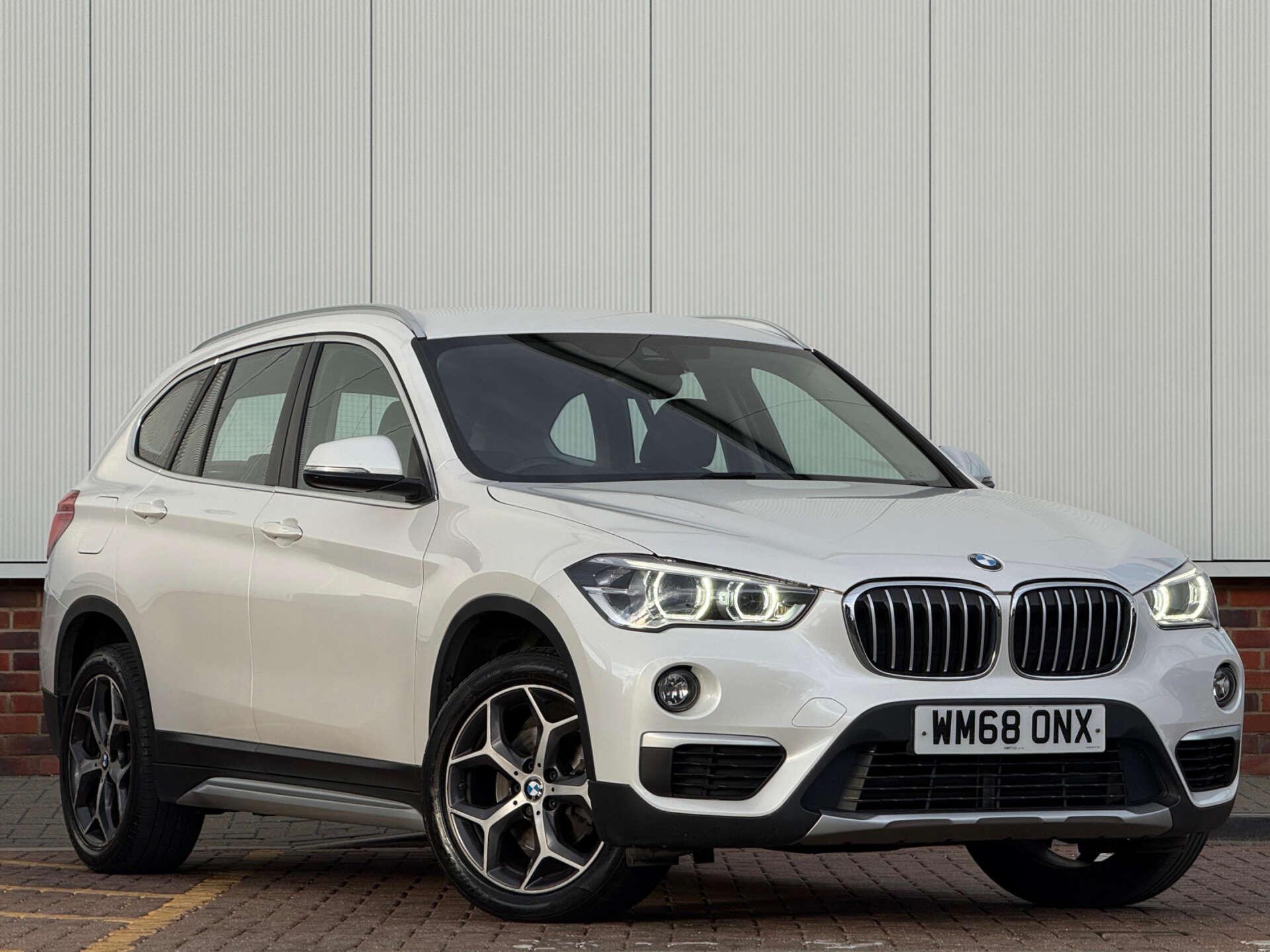 BMW X1 main image