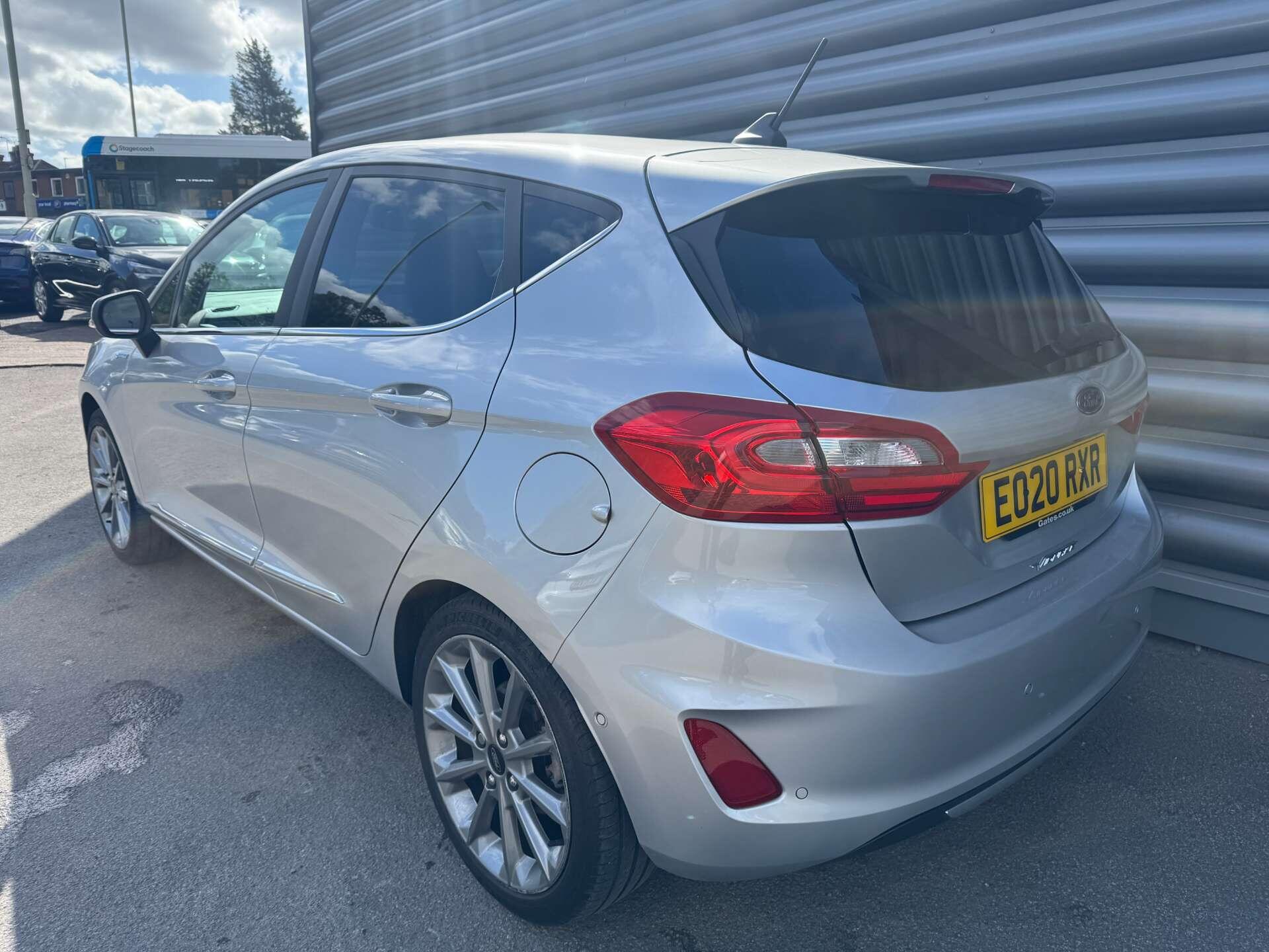 Ford Fiesta view 5