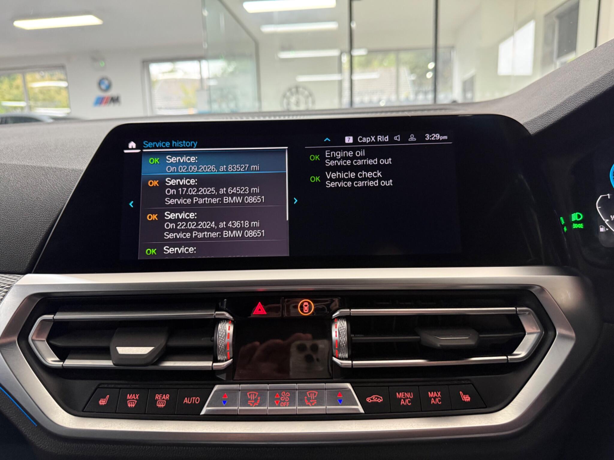BMW 3 Series view 14
