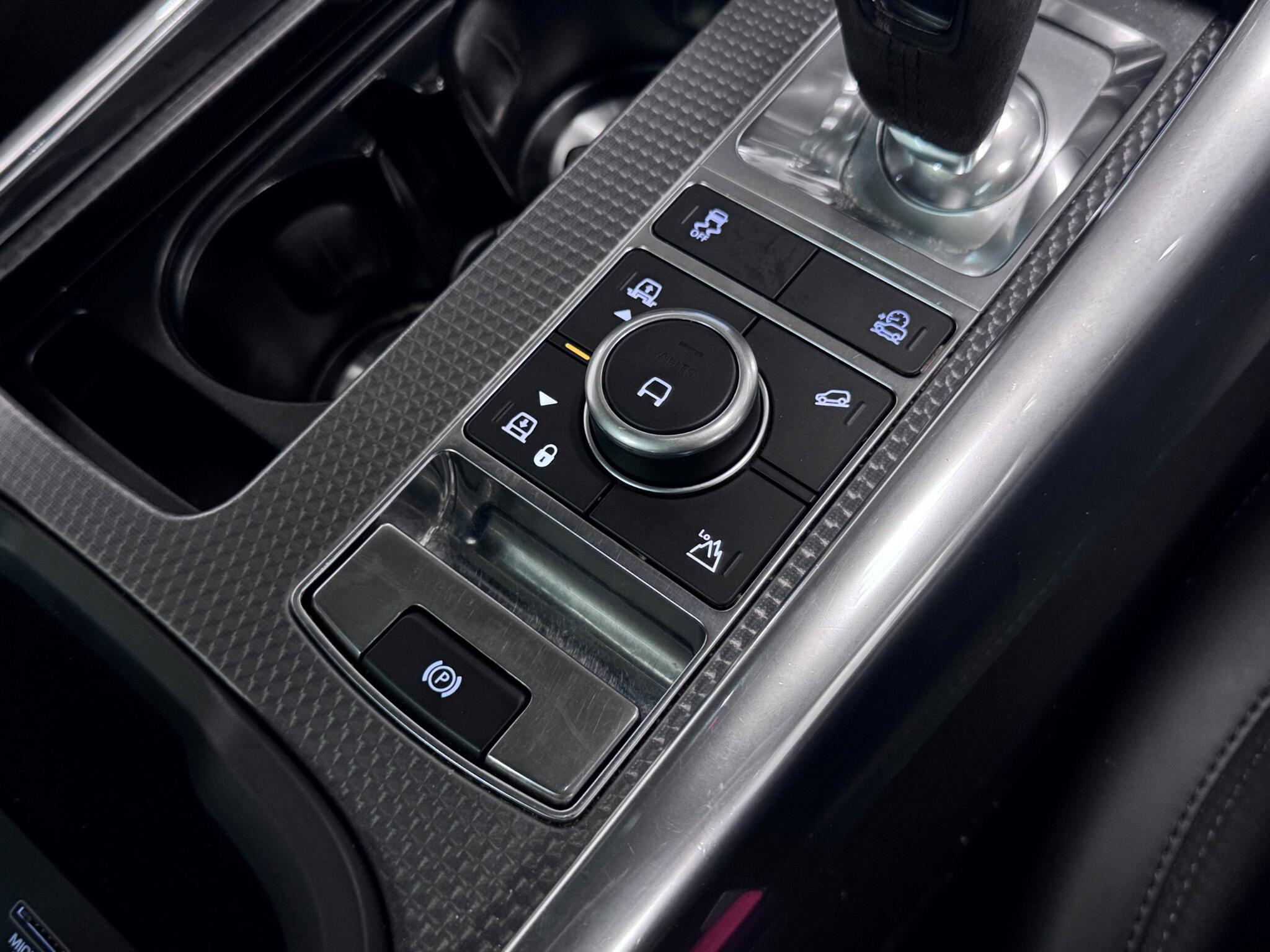 Land Rover Range Rover Sport view 43