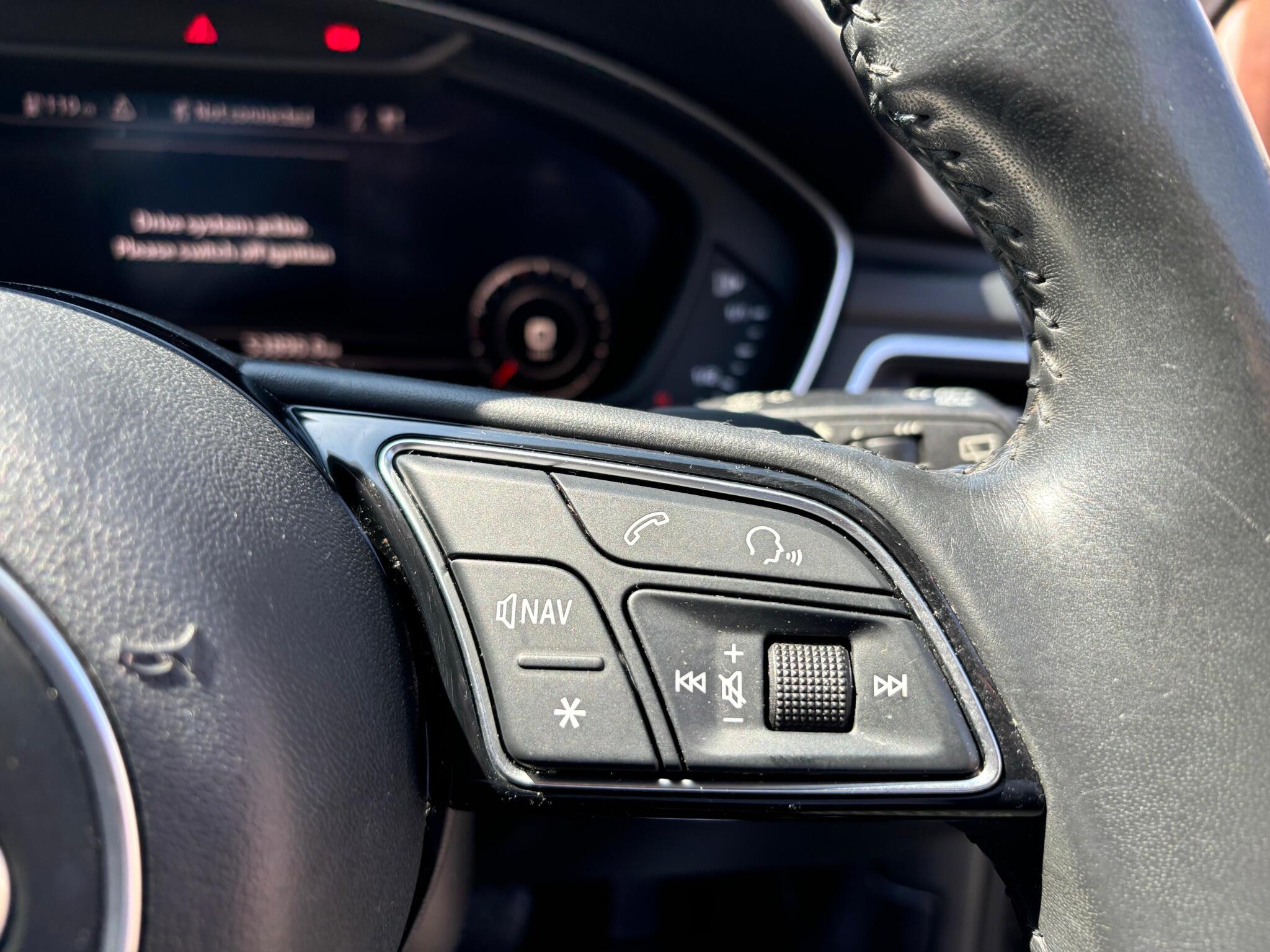 Audi A4 Avant view 22