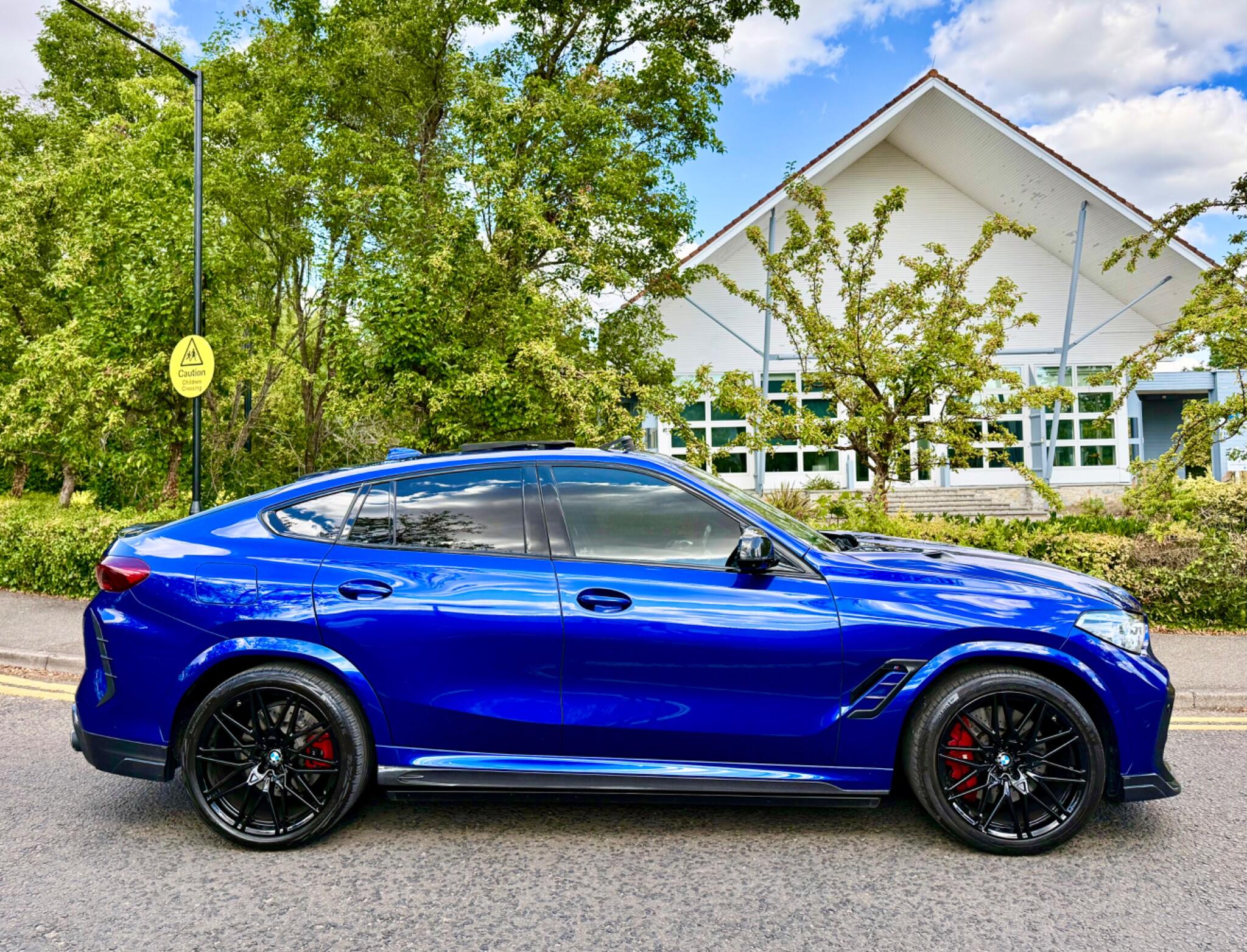BMW X6 M view 31