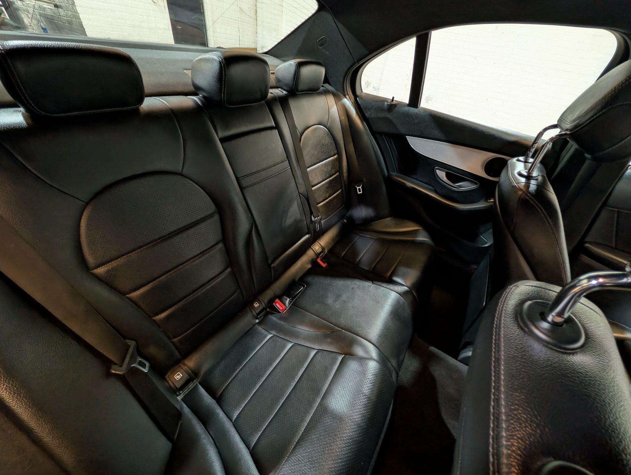 Mercedes-Benz C Class view 49
