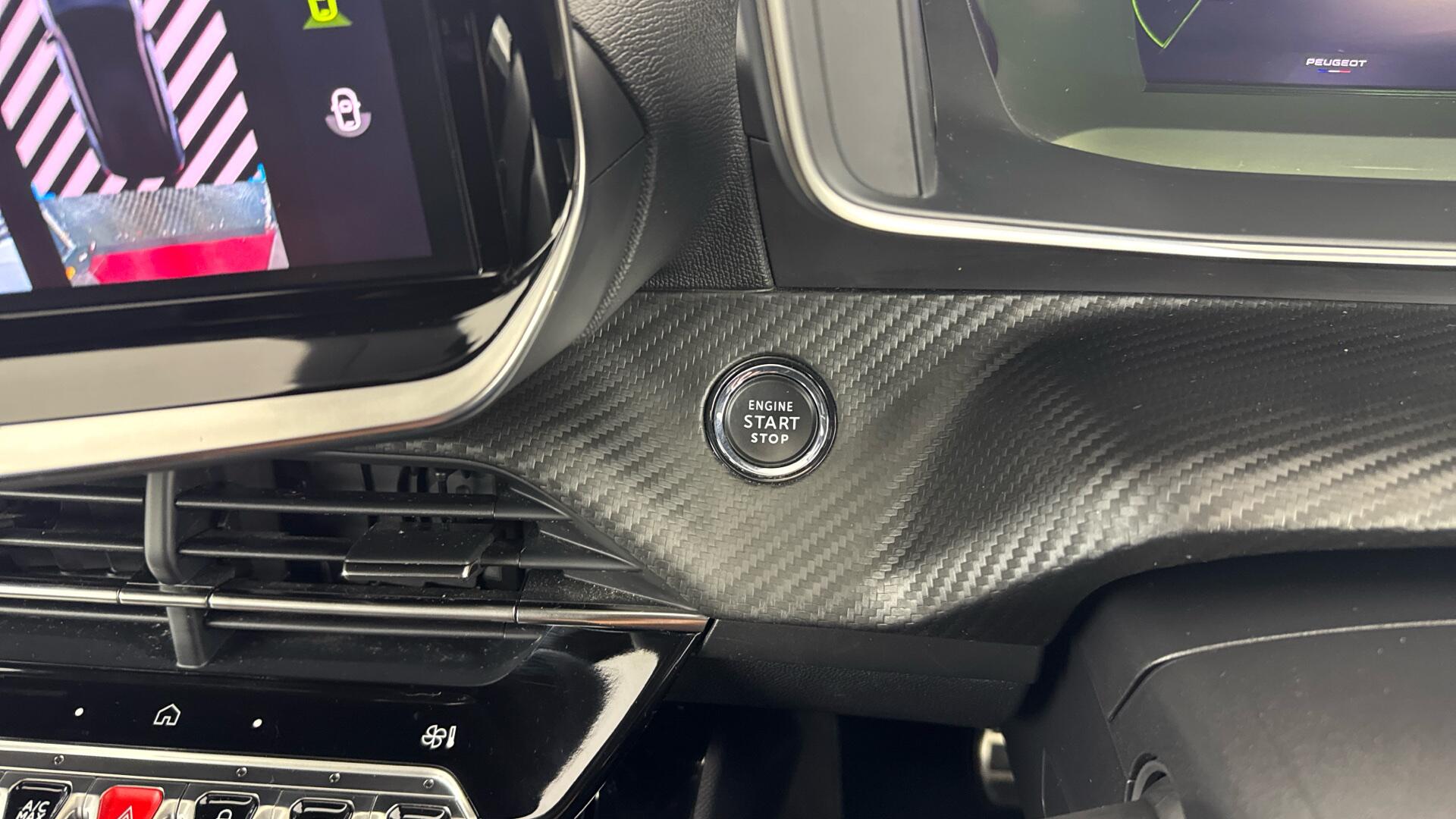 Peugeot 2008 view 36