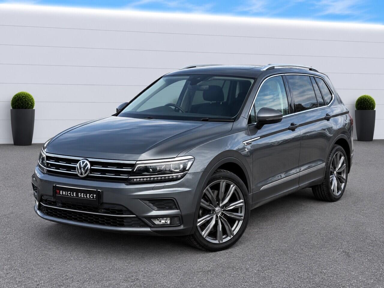 Volkswagen Tiguan Allspace view 8