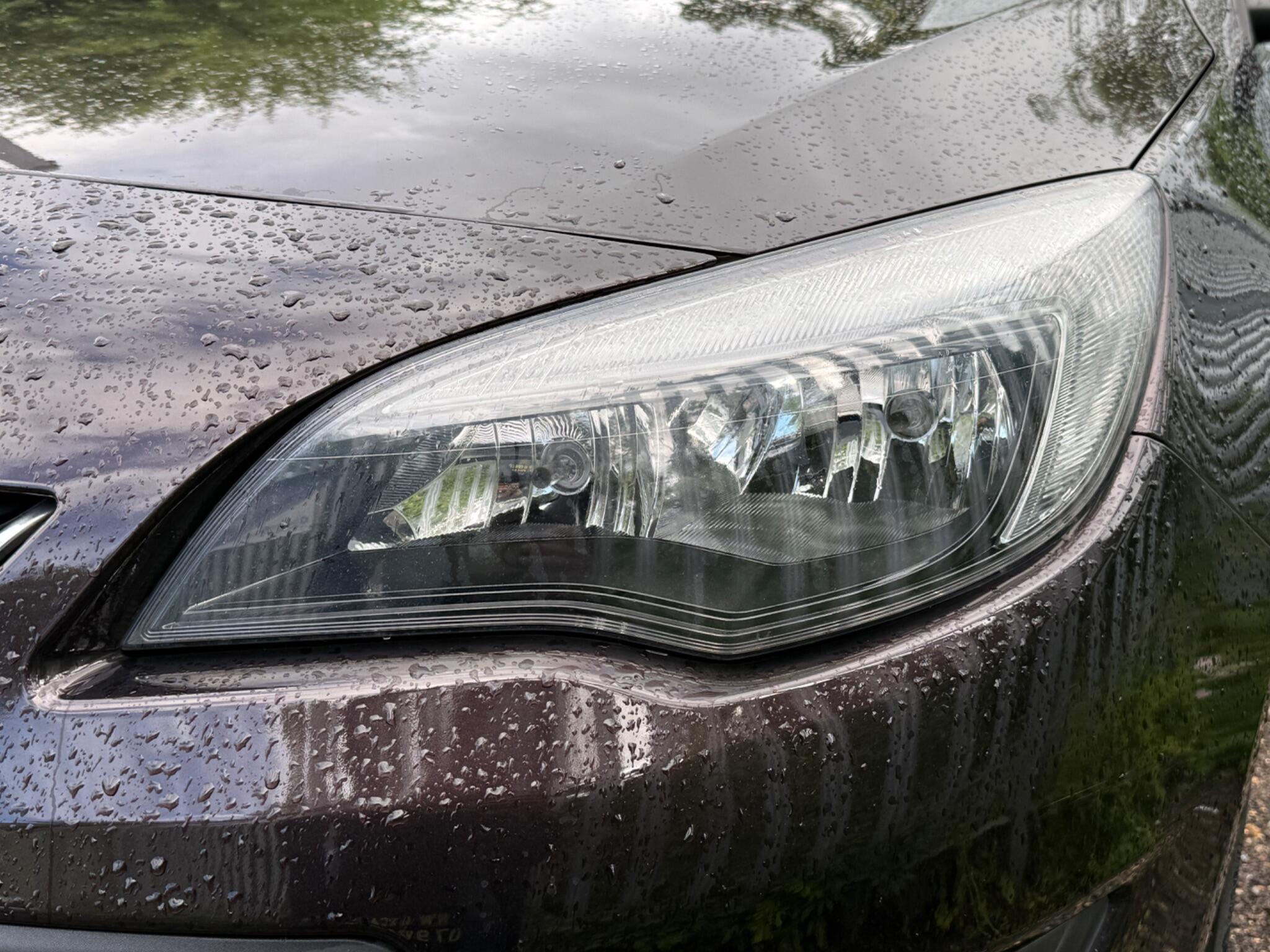 2014 Vauxhall Astra image 40