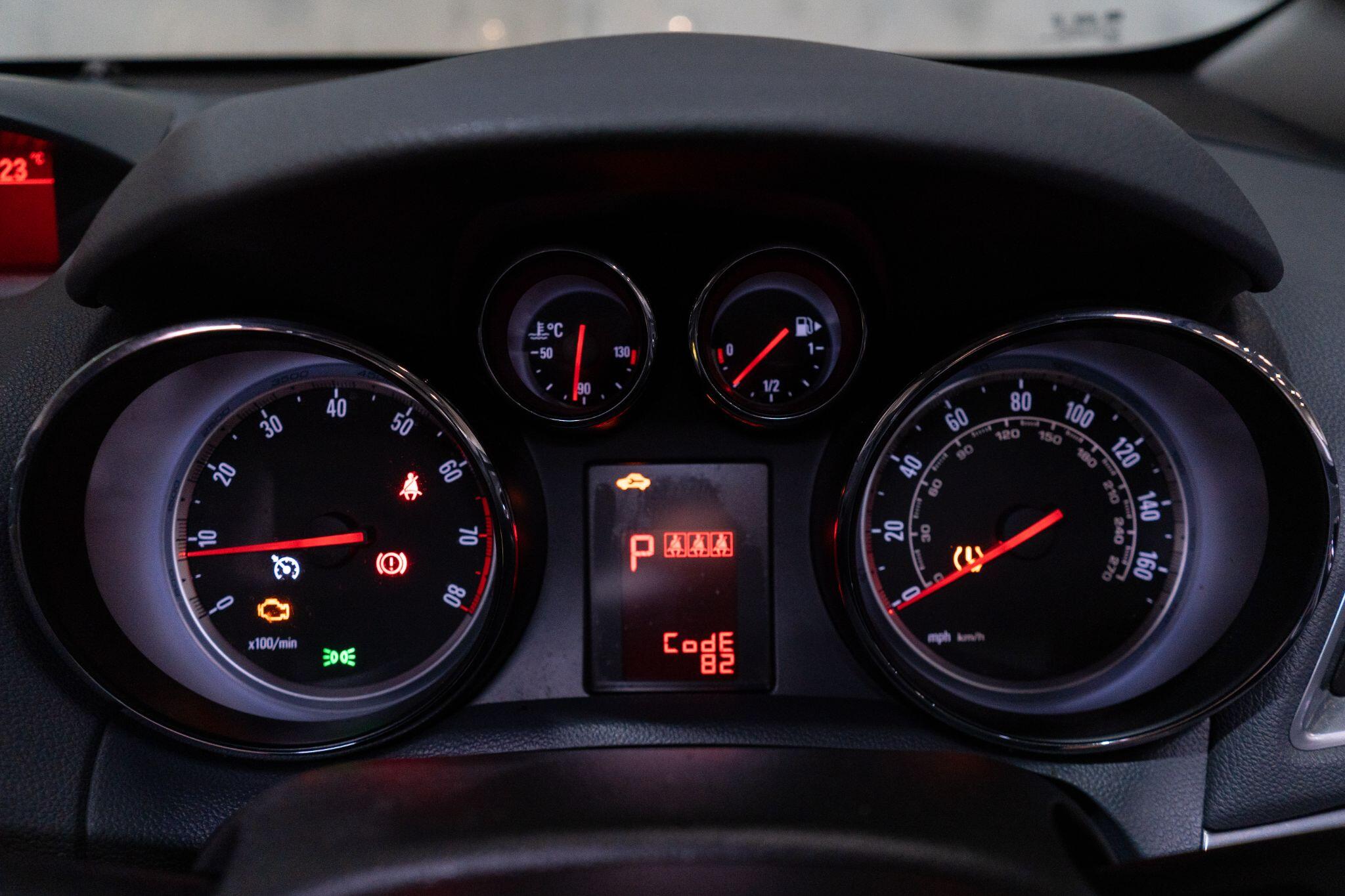 Vauxhall Mokka view 26