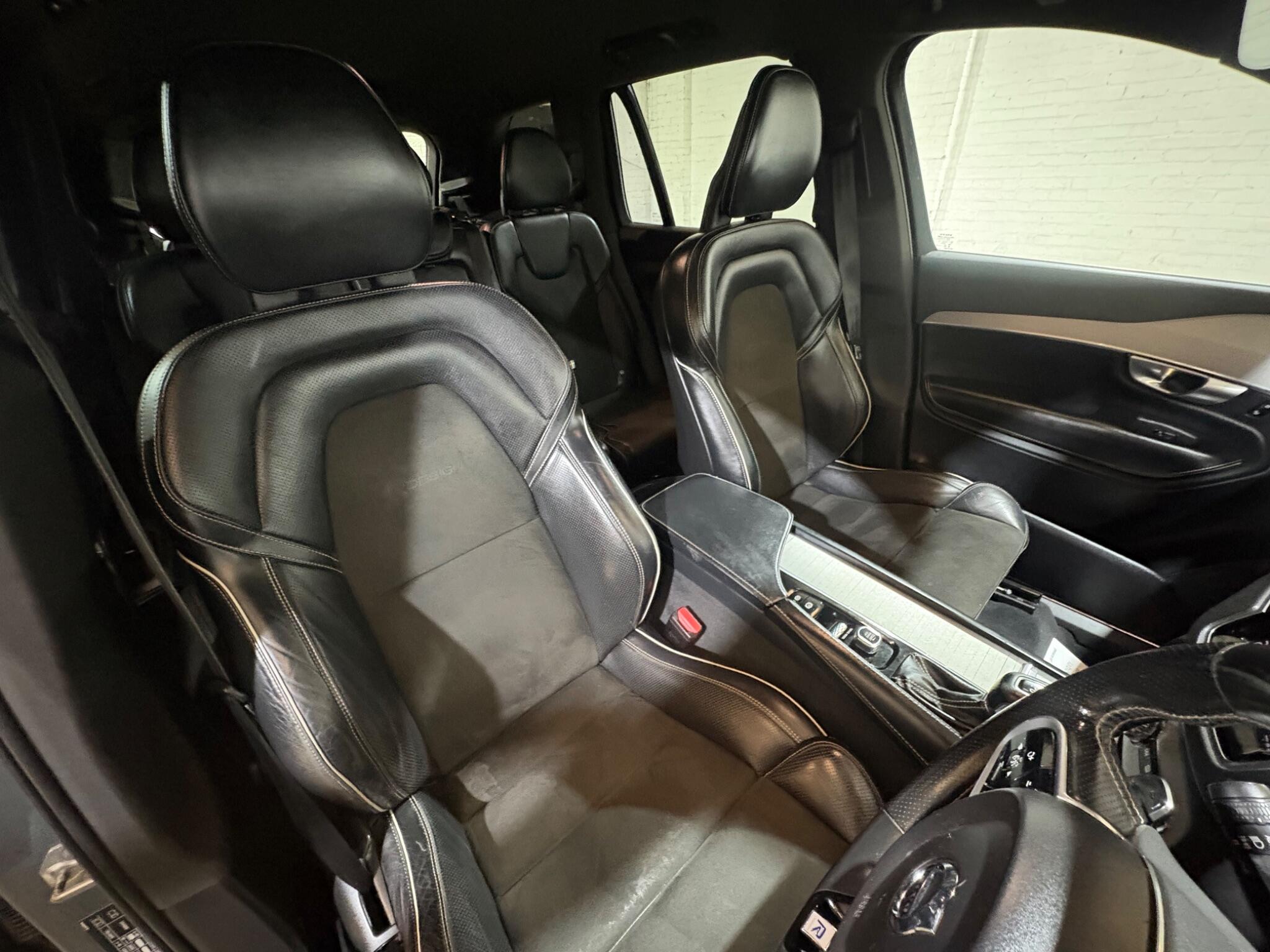 Volvo XC90 view 24