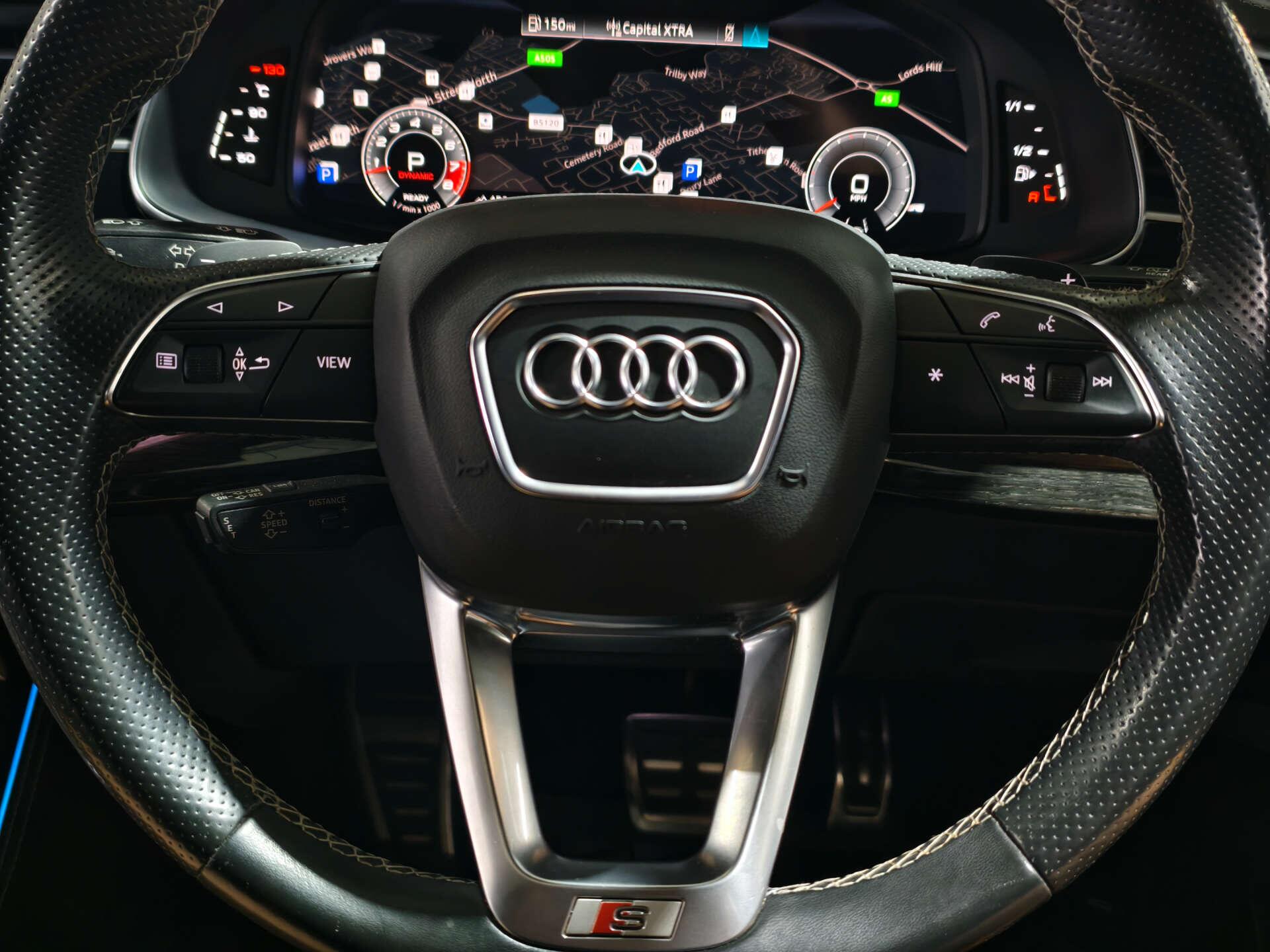 Audi SQ7 view 39